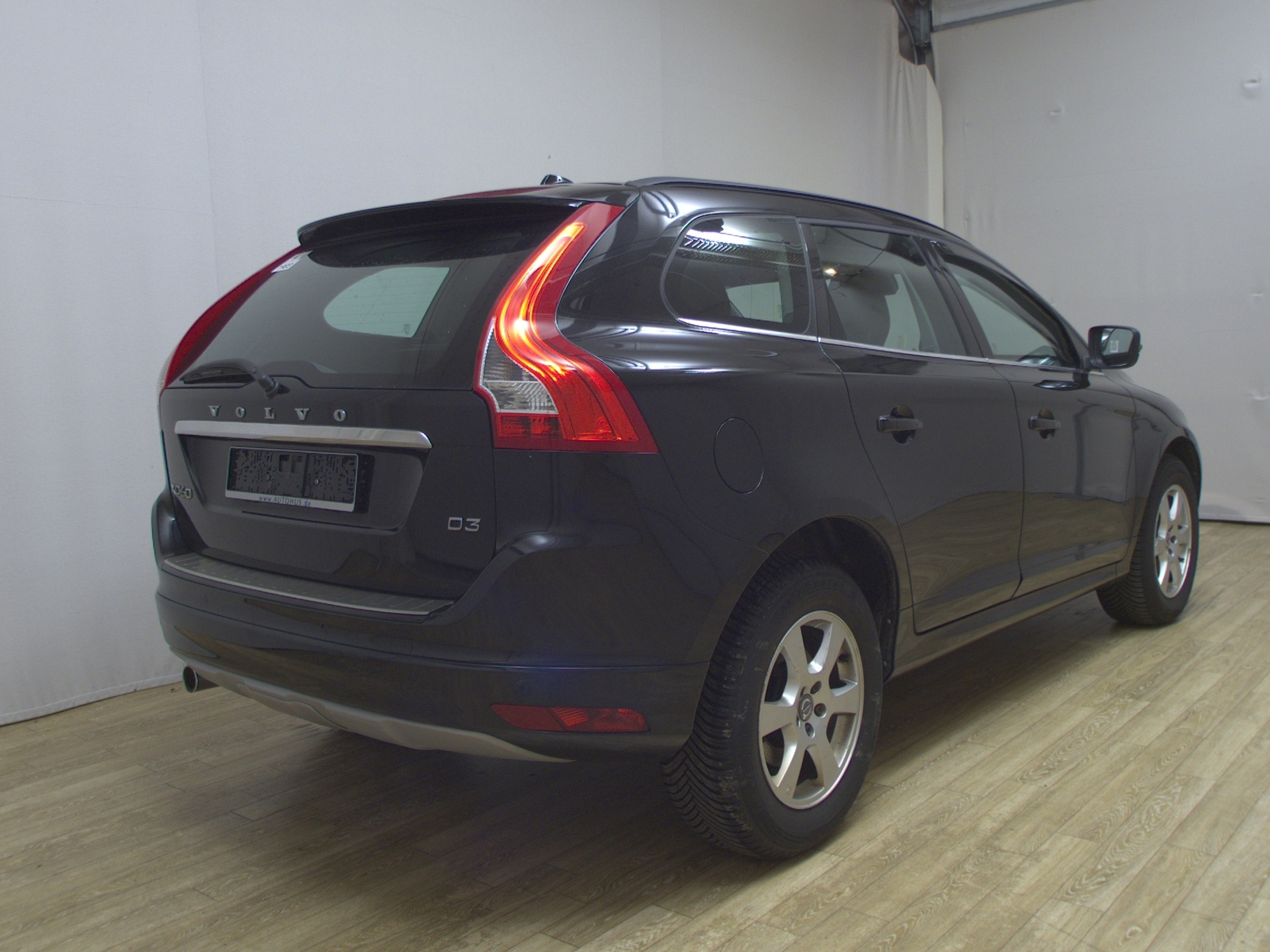 Volvo XC60 D3 Momentum Navi Ahk PDC Shz 4