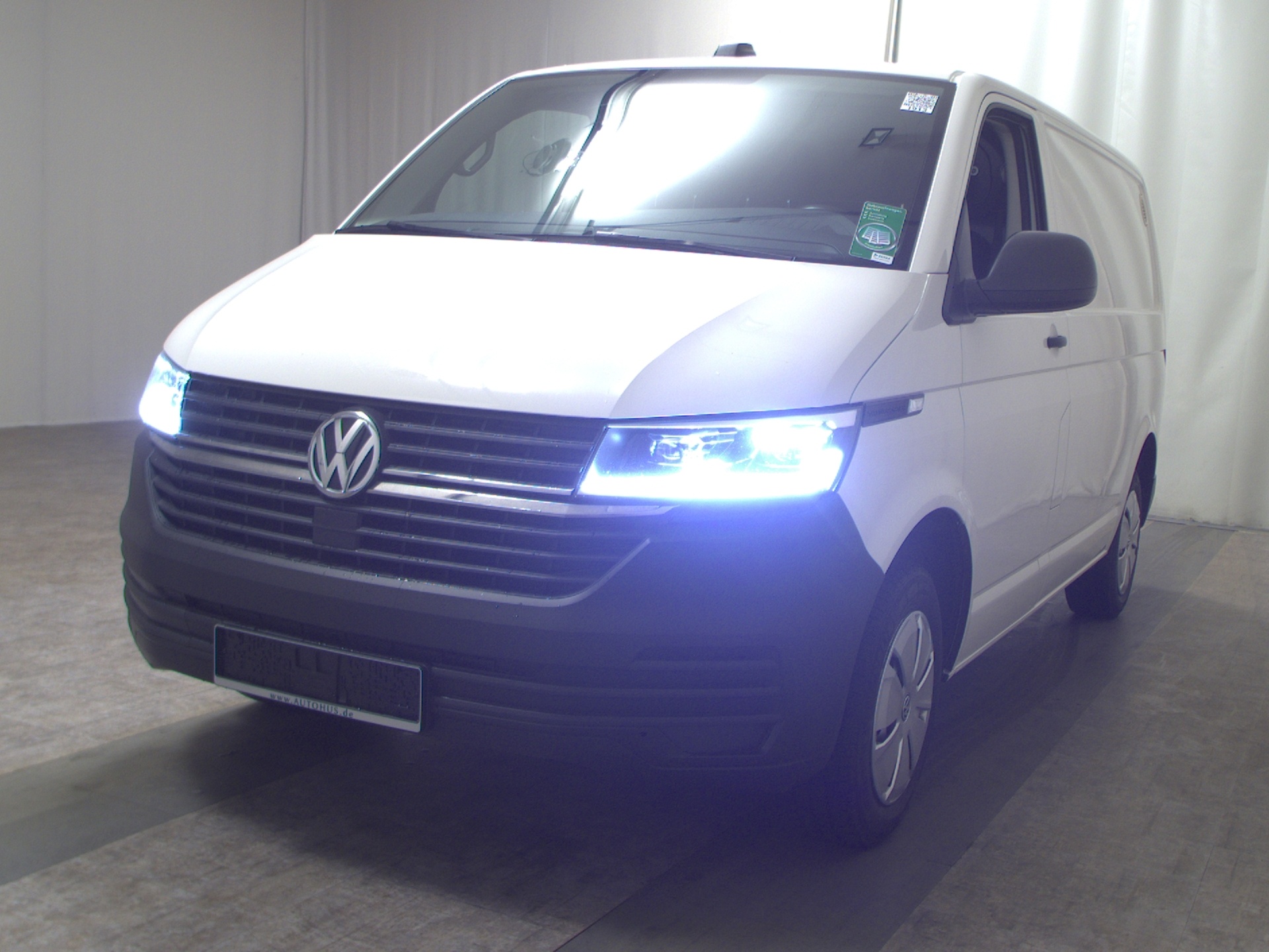 Volkswagen T6.1 2.0 TDI Kasten Navi LED Klima SHZ PDC 2