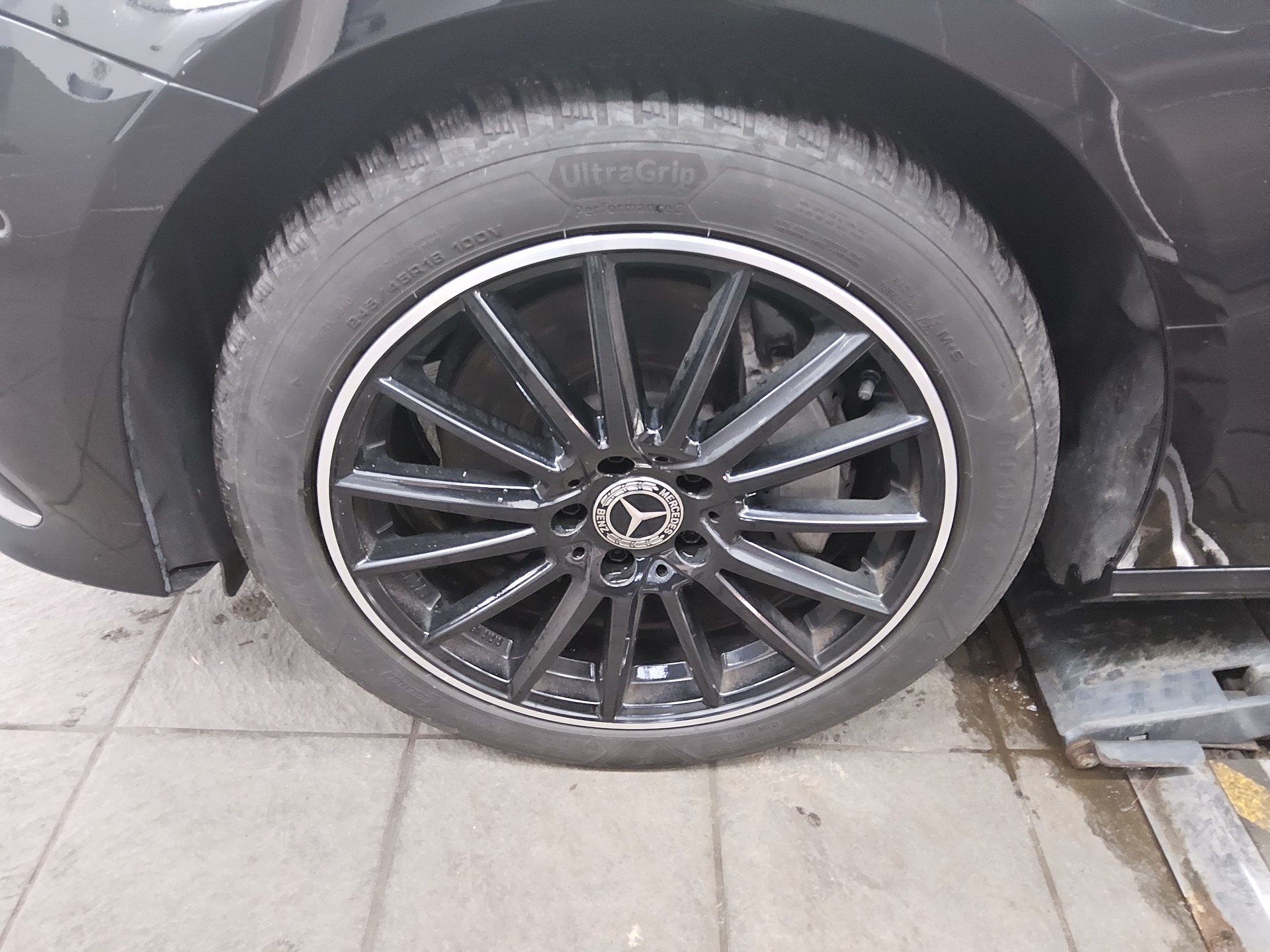 Mercedes-Benz E 300 de Widescreen LED RFK PDC 11