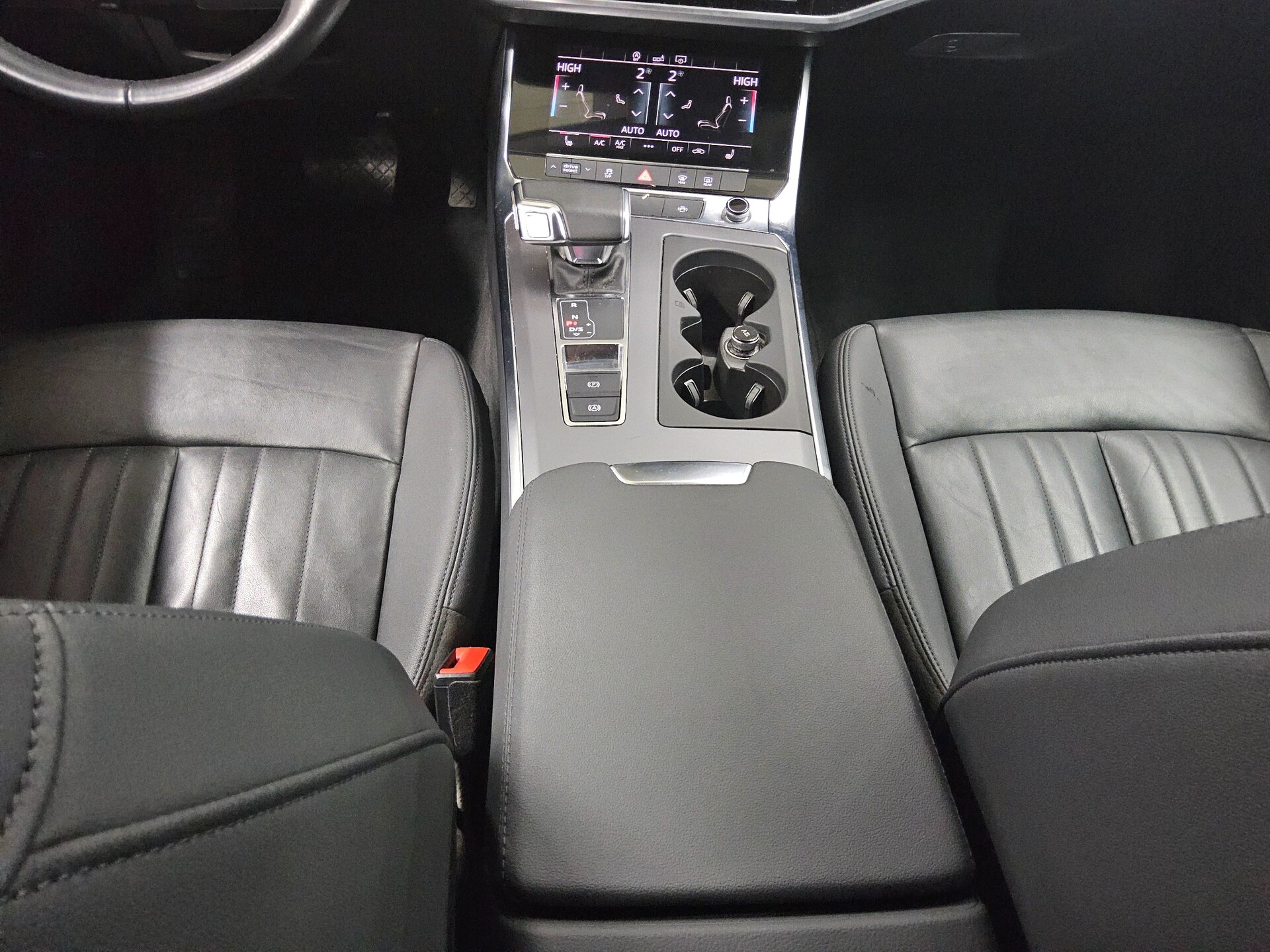 Audi A6 Avant 35 TDI Leder Navi+ virtual Kamera LED 6