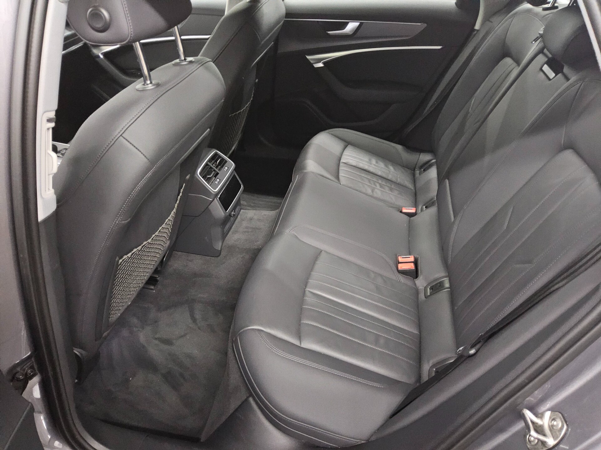 Audi A6 Avant 35 TDI Leder Navi+ virtual Kamera LED 13