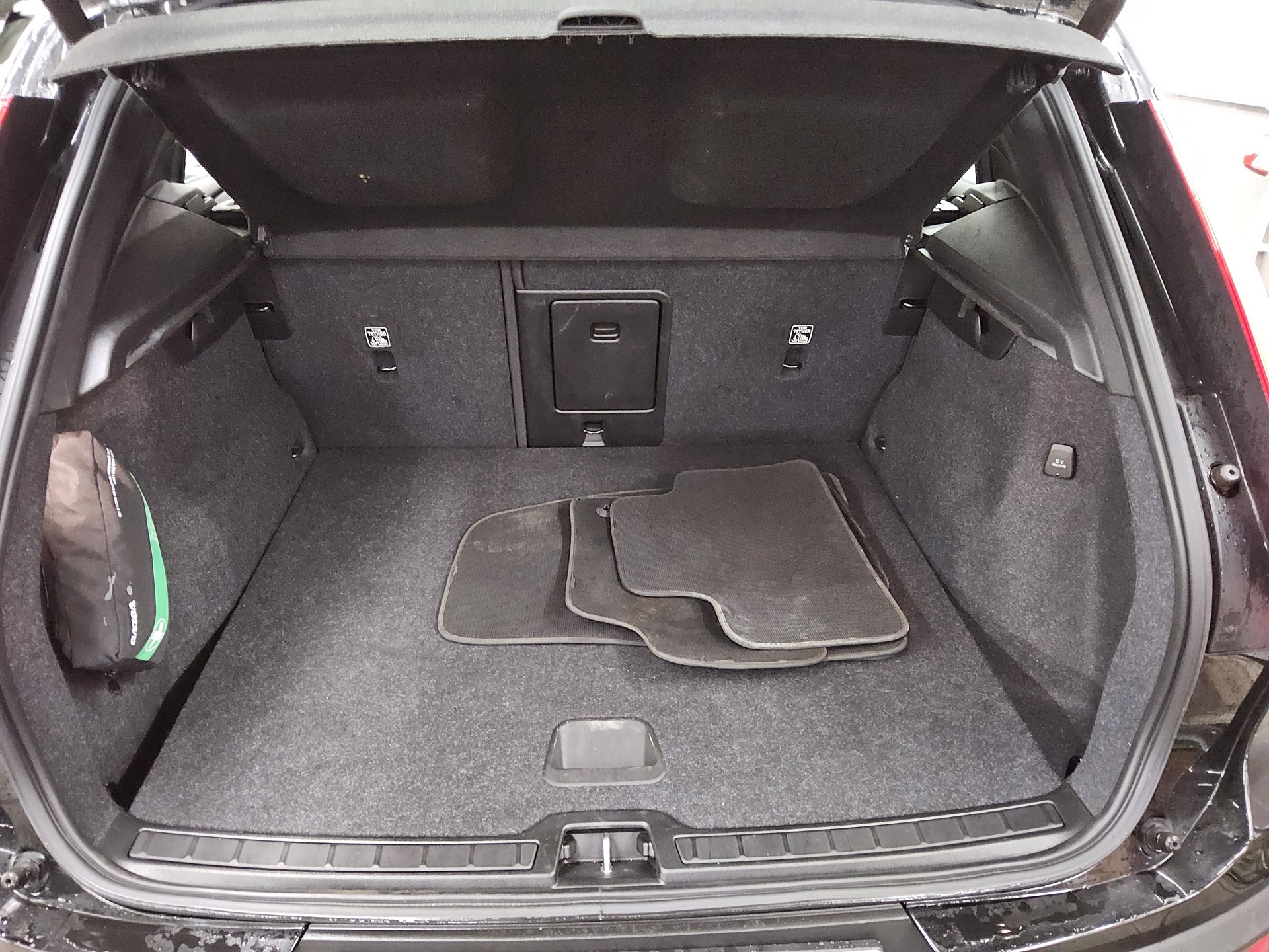 Volvo XC40 T4 Recharge Inscription Navi LED Rfk 12