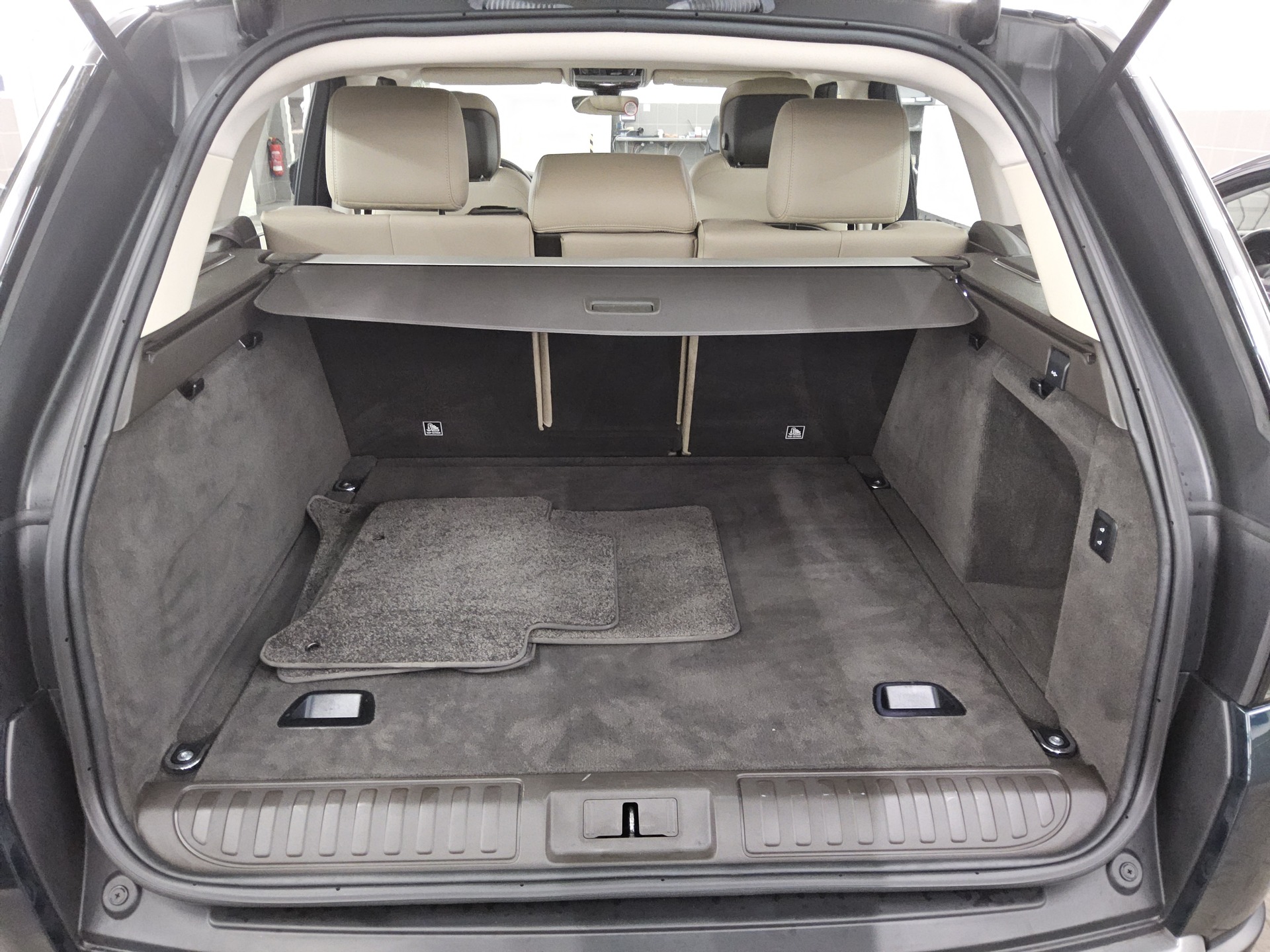 Land Rover Range Rover Sport Leder Navi Pano Meridian RFK 12