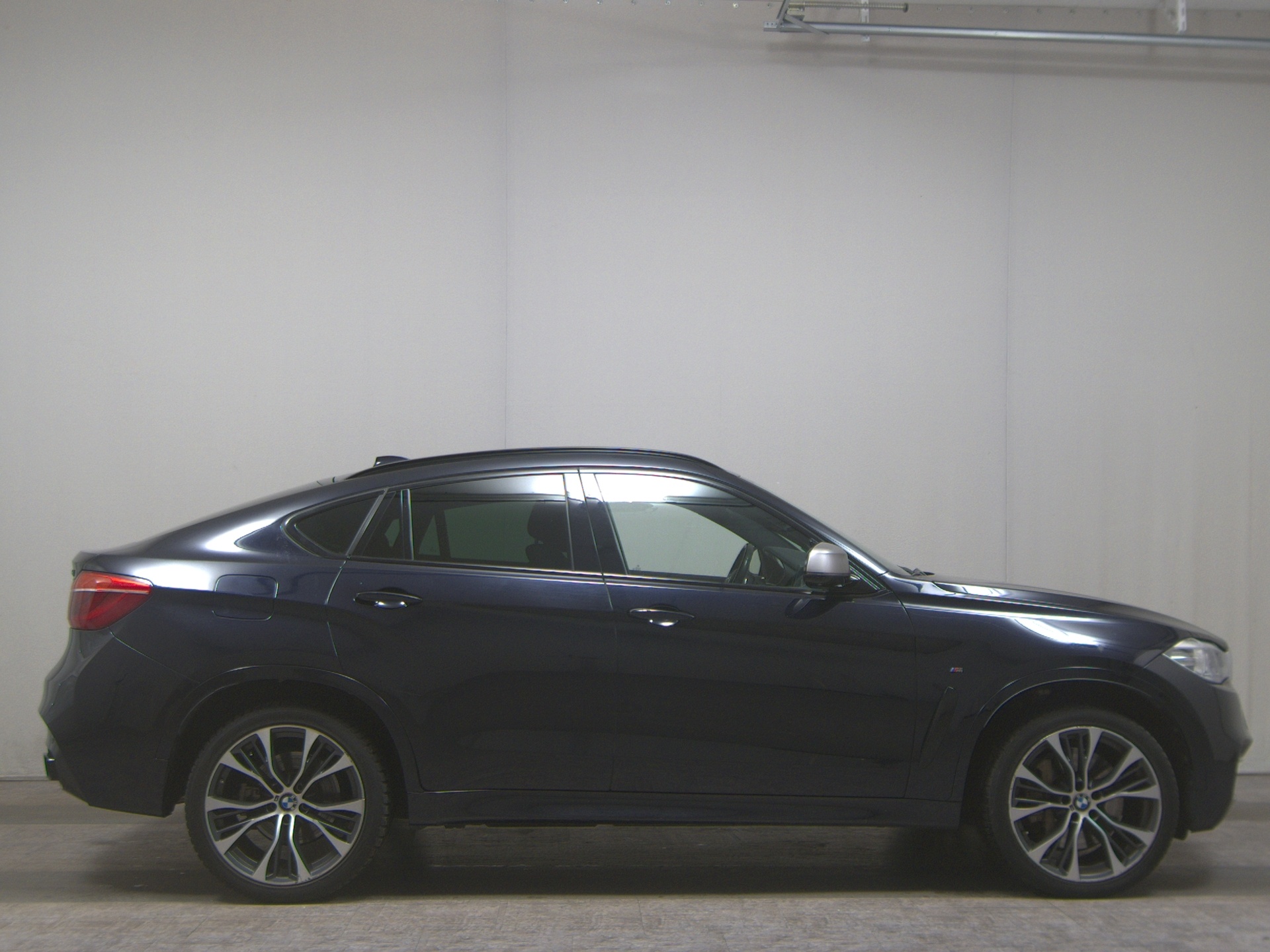 BMW X6 M50 d Navi Xenon 4xShz HuD Sound AHK 360°