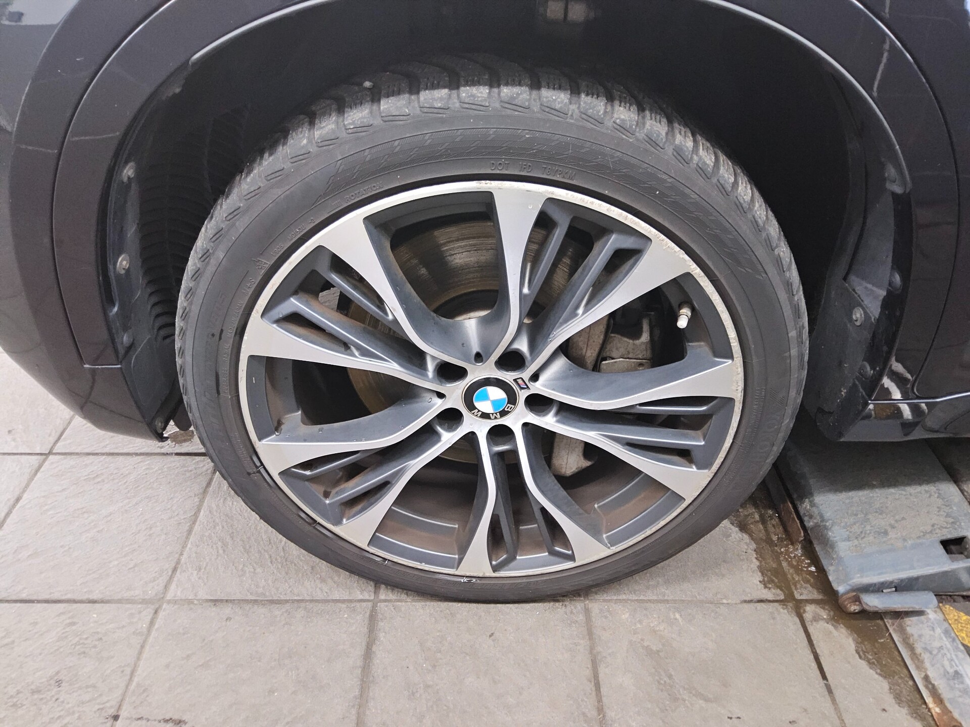 BMW X6 M50 d Navi Xenon 4xShz HuD Sound AHK 360° 10