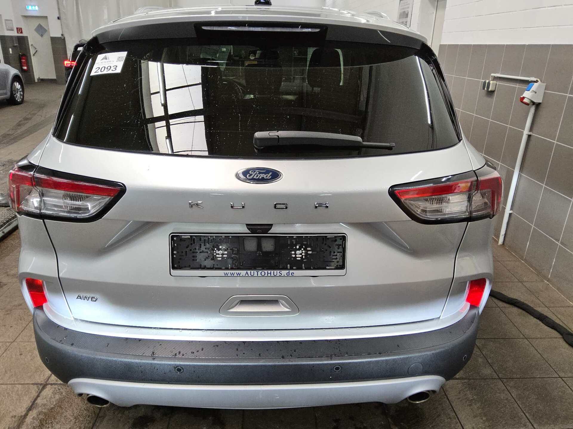 Ford Kuga 2.0 EB Titanium Navi LED 4xShz RFK 10