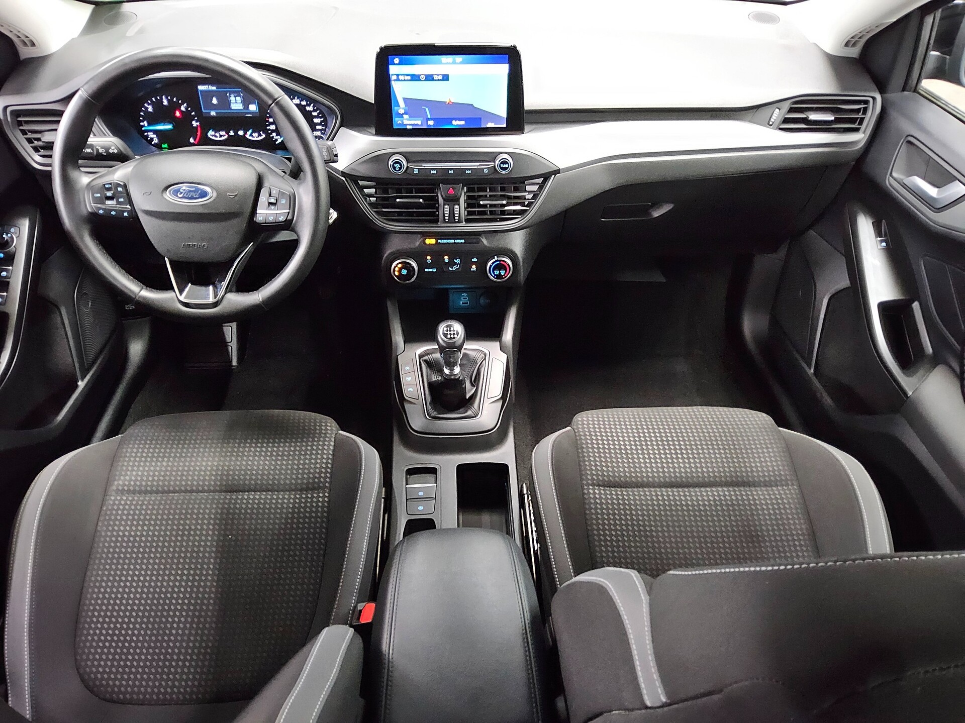 Ford Focus Turnier 1.5 EB Cool&Connect Navi LED 5