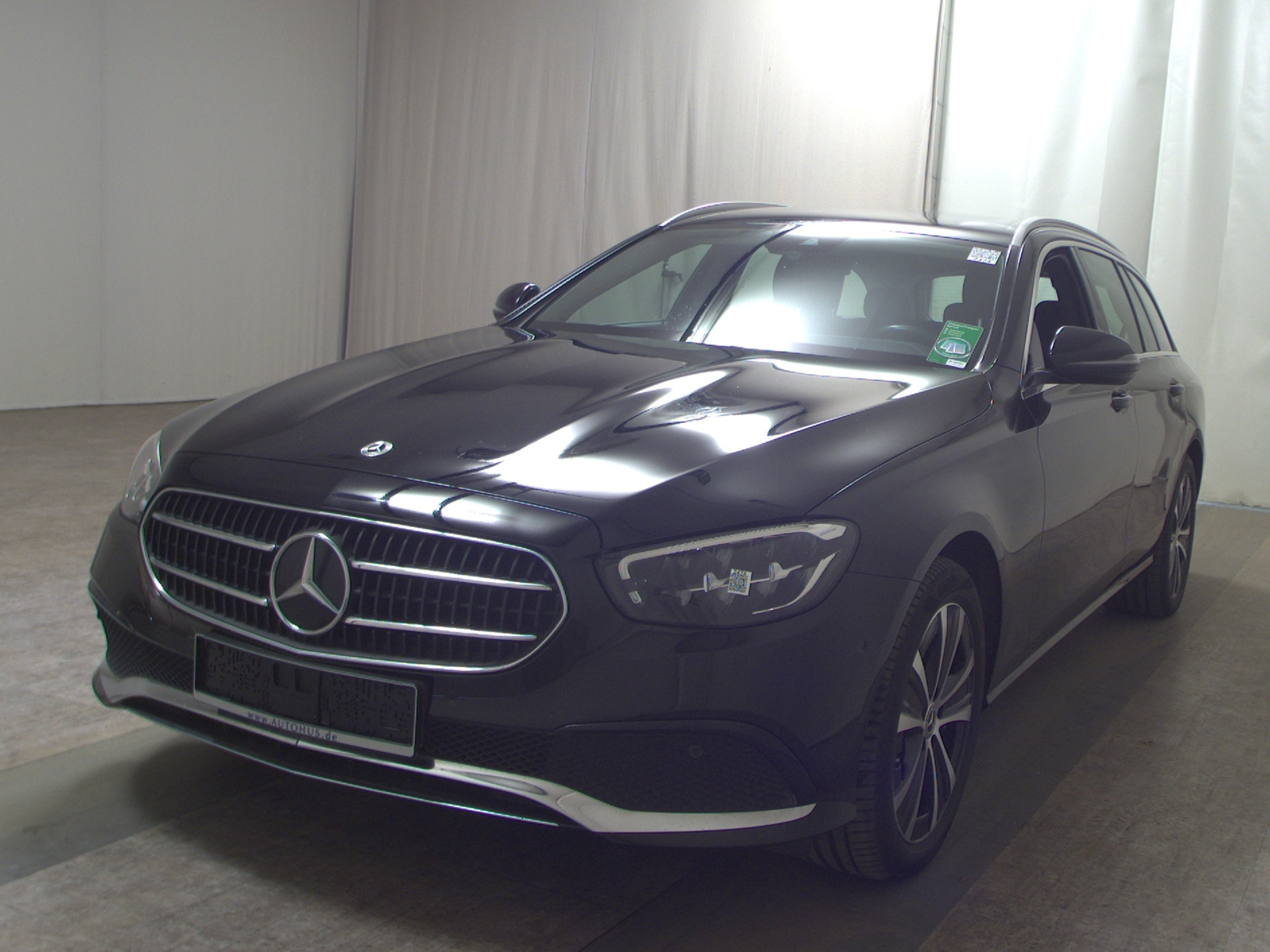 Mercedes-Benz E 300 T de Avantgarde Navi LED Widescreen RFK 2