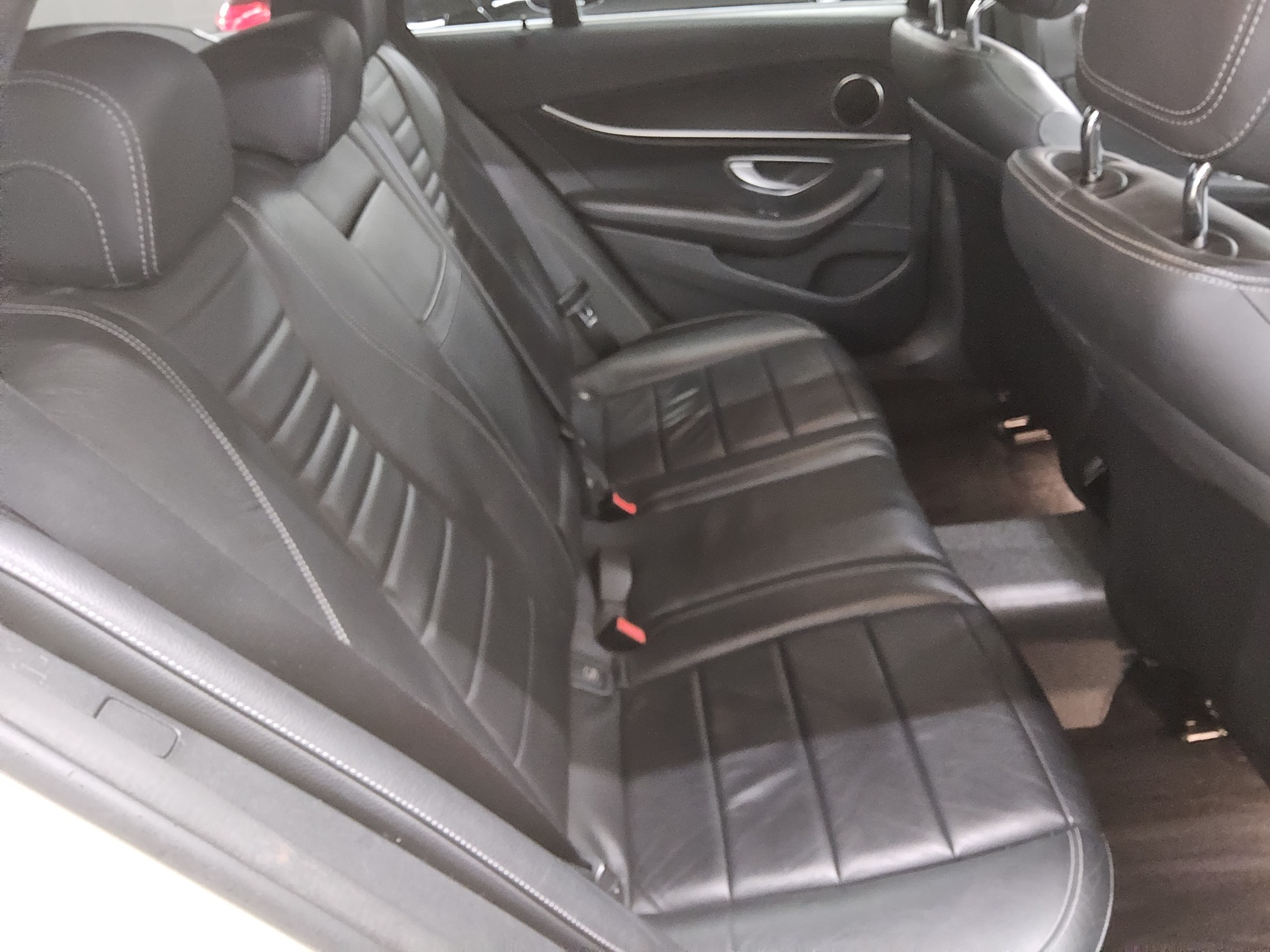 Mercedes-Benz E 200 T d Avantgarde Navi LED GSD Leder RFK 13