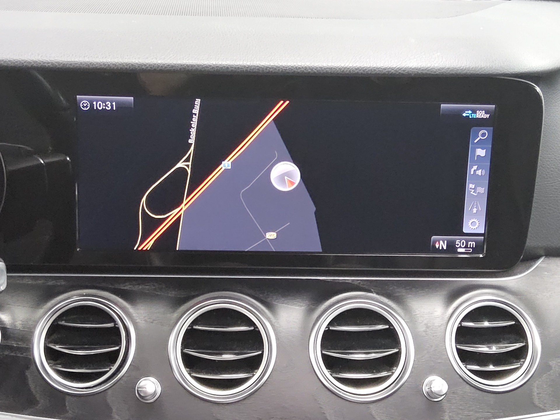 Mercedes-Benz E 200 T d Avantgarde Navi LED GSD Leder RFK 7