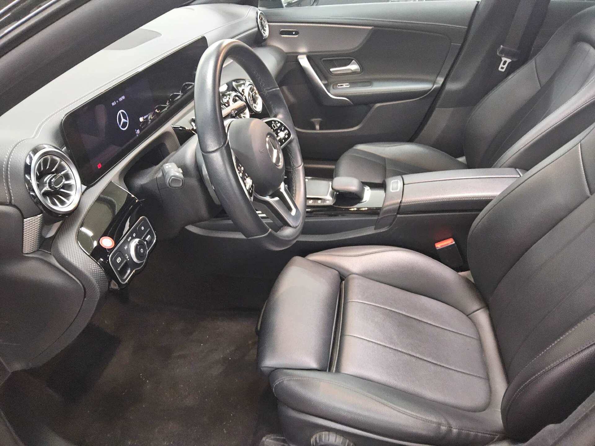 Mercedes-Benz CLA 250 Shooting Brake e Progressive Leder Pano 9