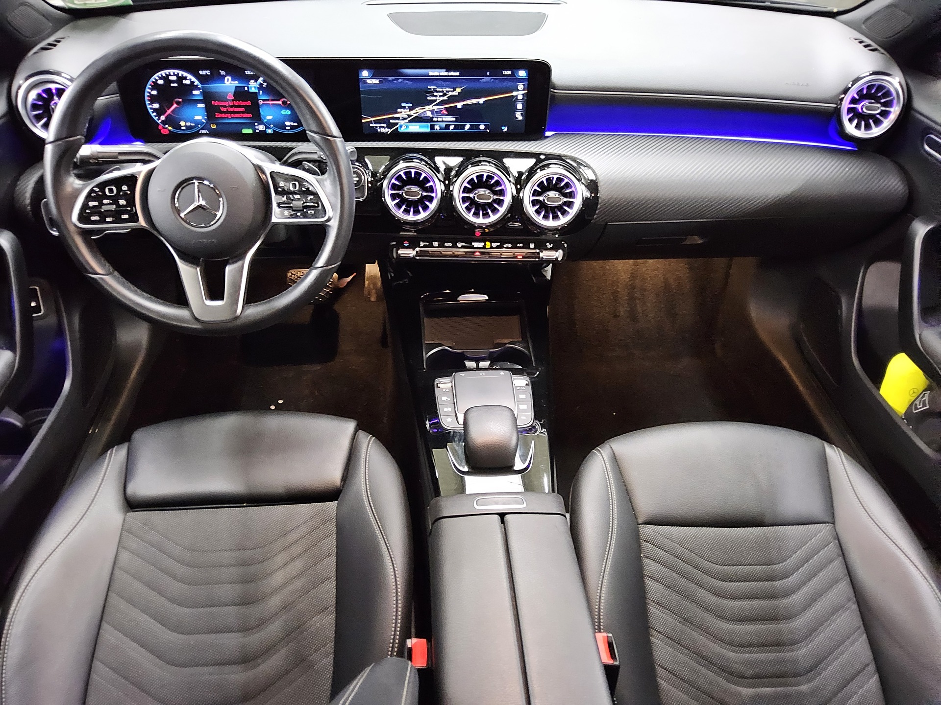 Mercedes-Benz A 250 e Style Navi LED MBUX-AR Sound RFK 5