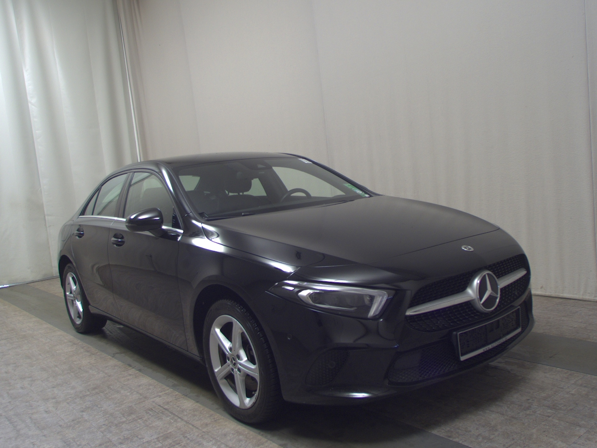 Mercedes-Benz A 250 e Style Navi LED MBUX-AR Sound RFK 3