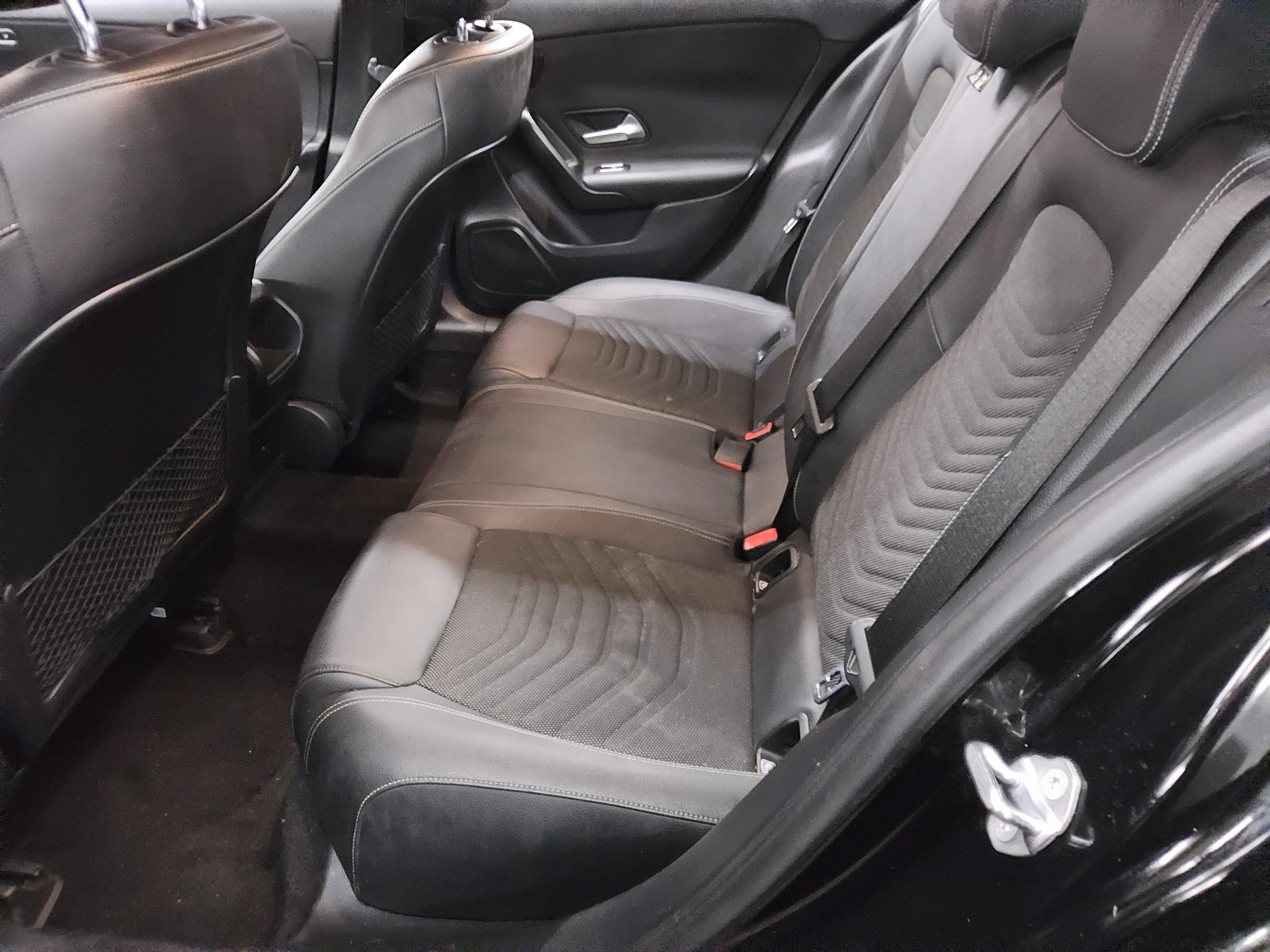 Mercedes-Benz A 250 e Style Navi LED MBUX-AR Sound RFK 13