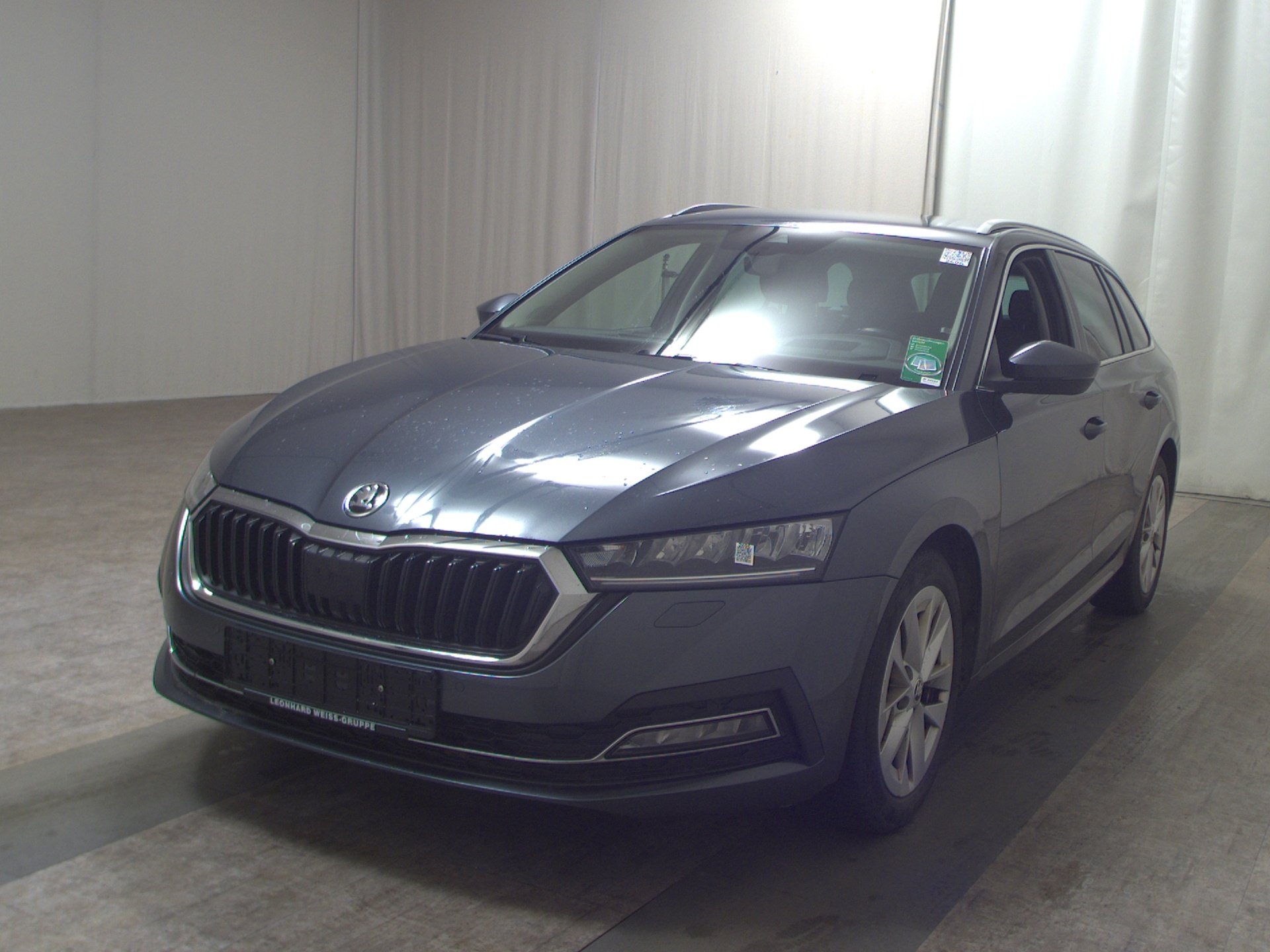 Skoda Octavia Kombi 2.0 TDI Style Navi LED vc HuD AHK 2