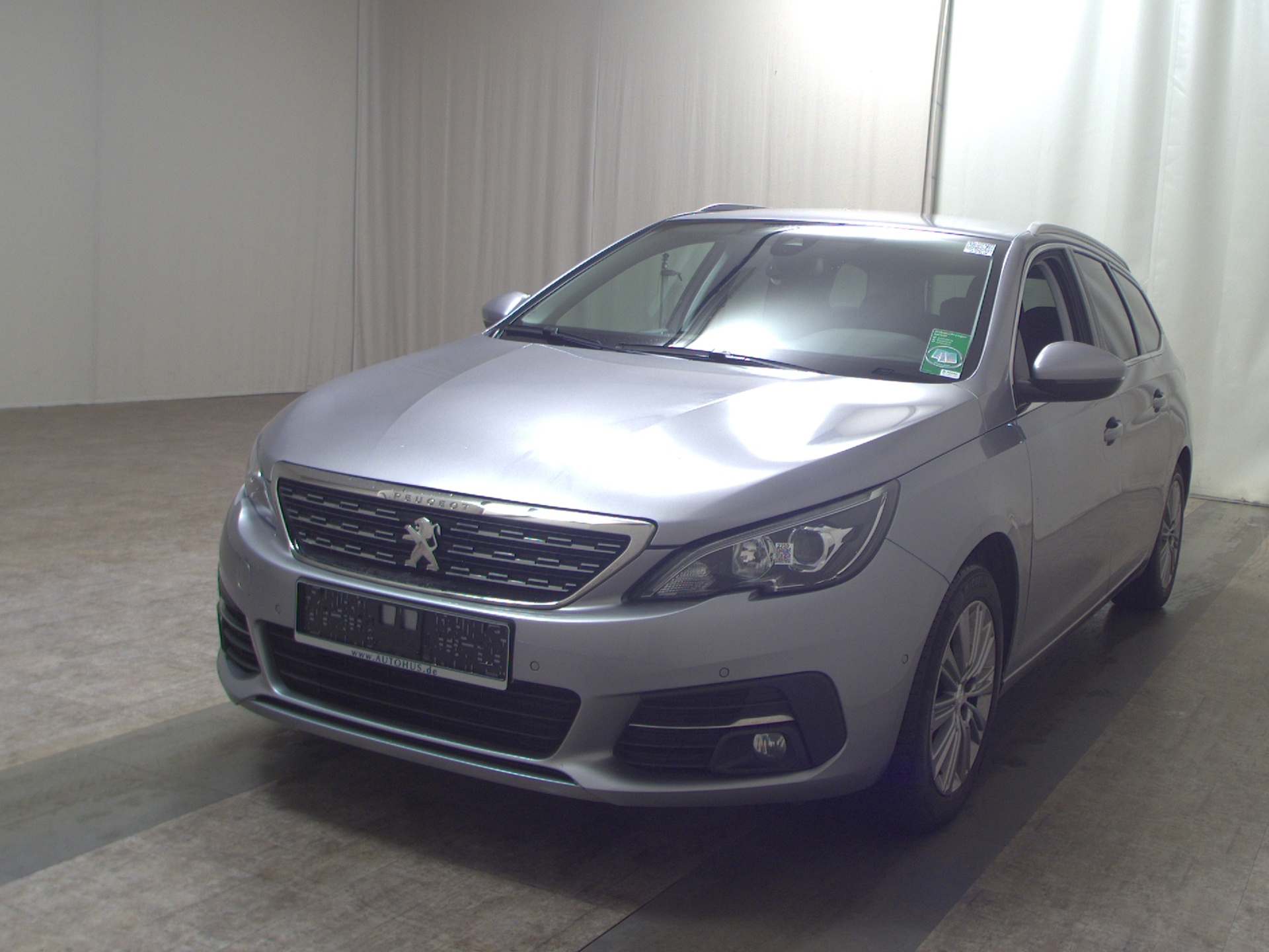 Peugeot 308 1.5 BlueHDi 130 Allure T-Leder Navi RFK AHK 2