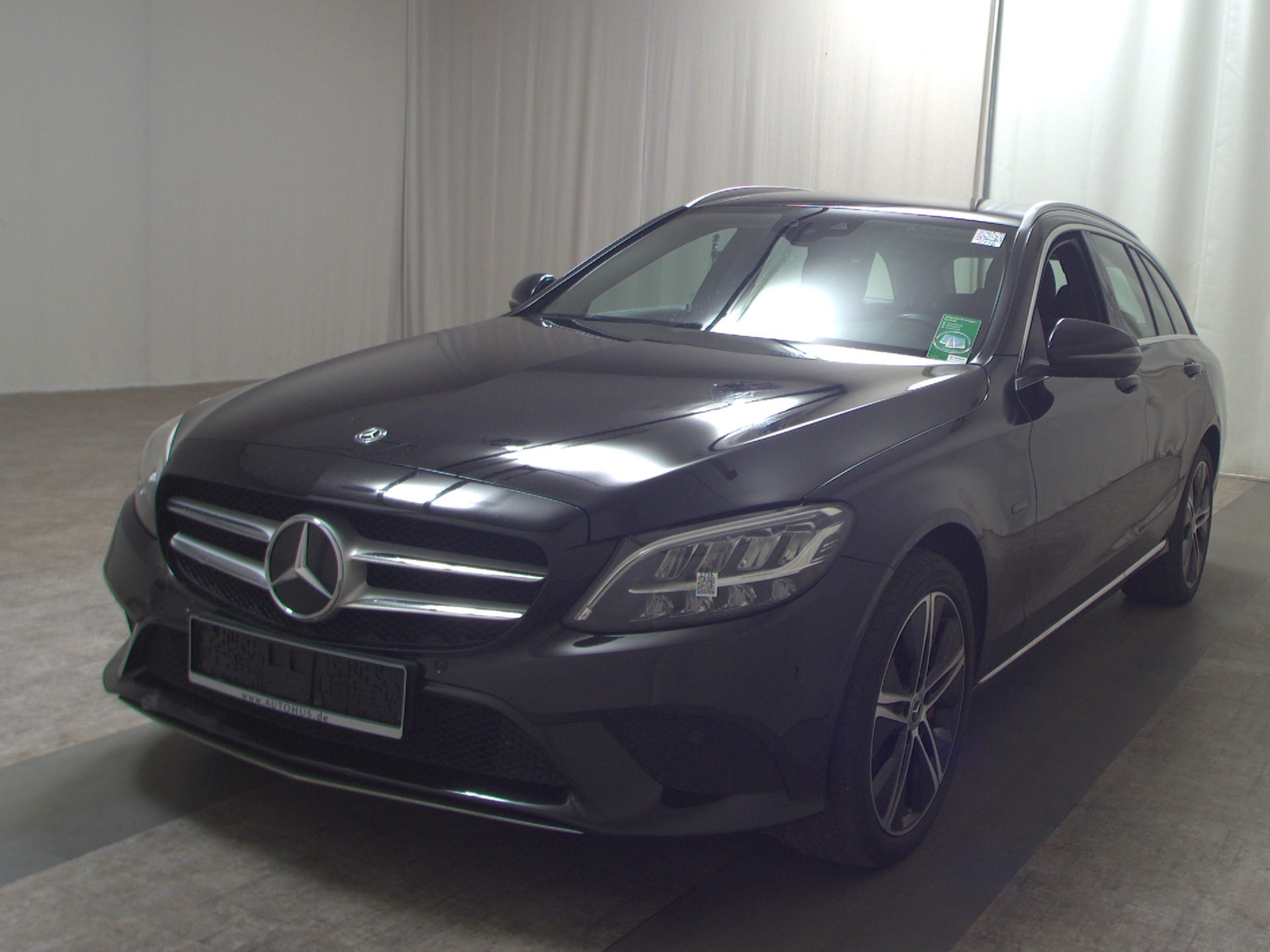 Mercedes-Benz C 300 T de Avantgarde Navi LED AHK 2