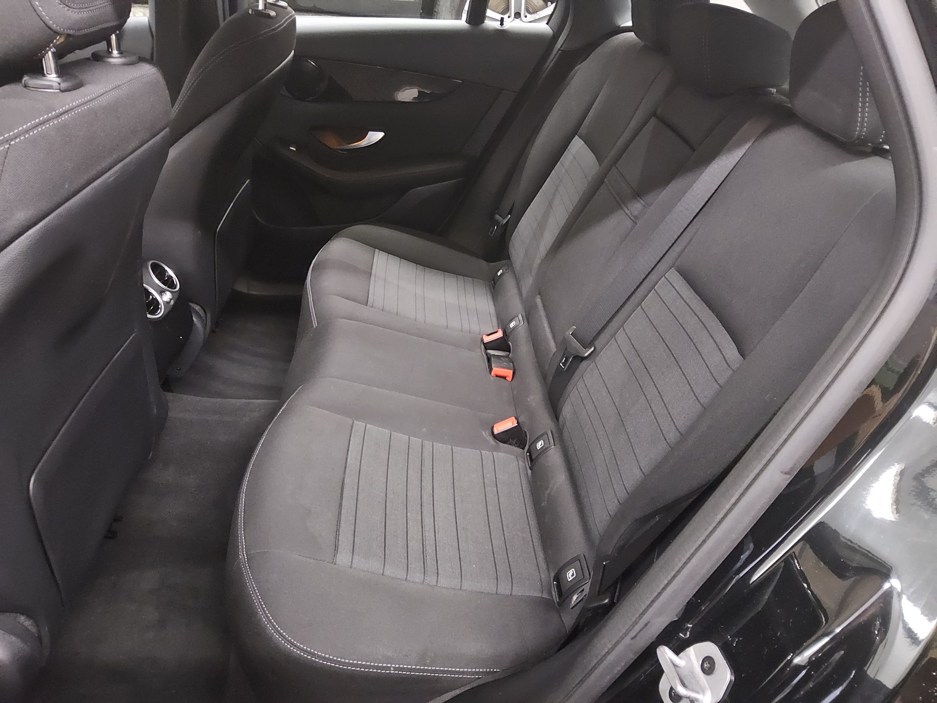 Mercedes-Benz GLC 220 d 4M Navi LED PDC SHZ 13