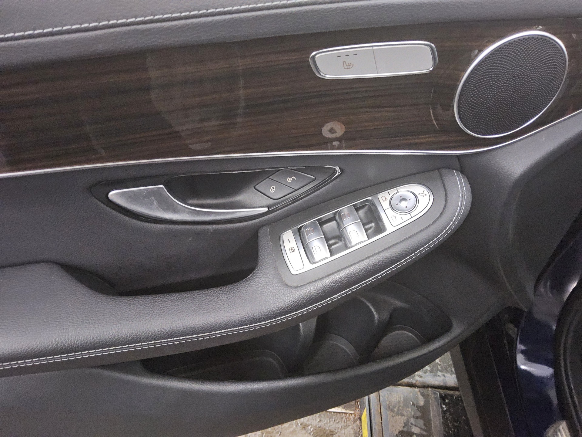 Mercedes-Benz GLC 220 d 4M Exclusive Nav LED Sound RFK Dustr.+ 9