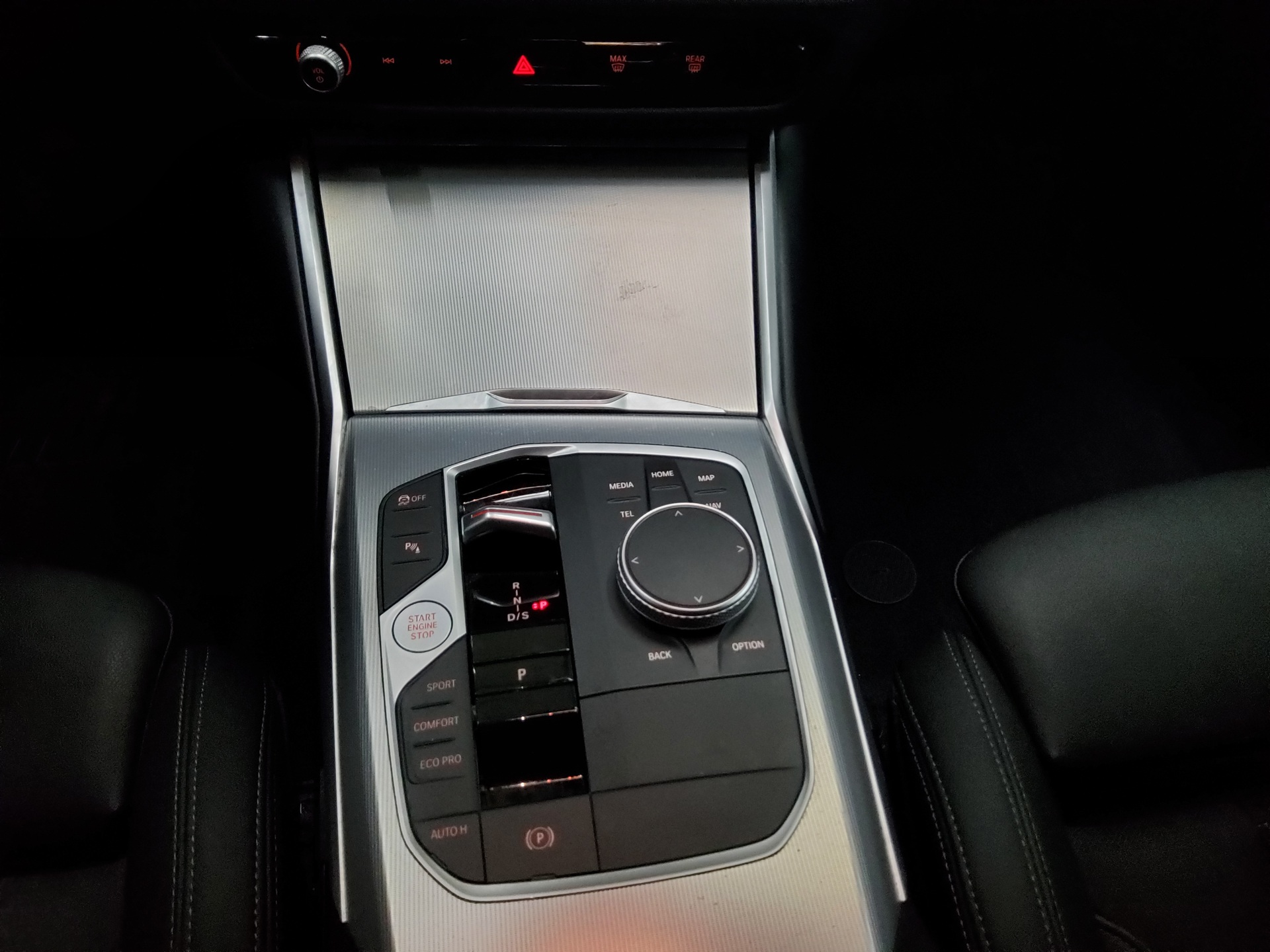 BMW 320dA Touring T-Leder Navi LED+ HuD LC Pro HiFi 6