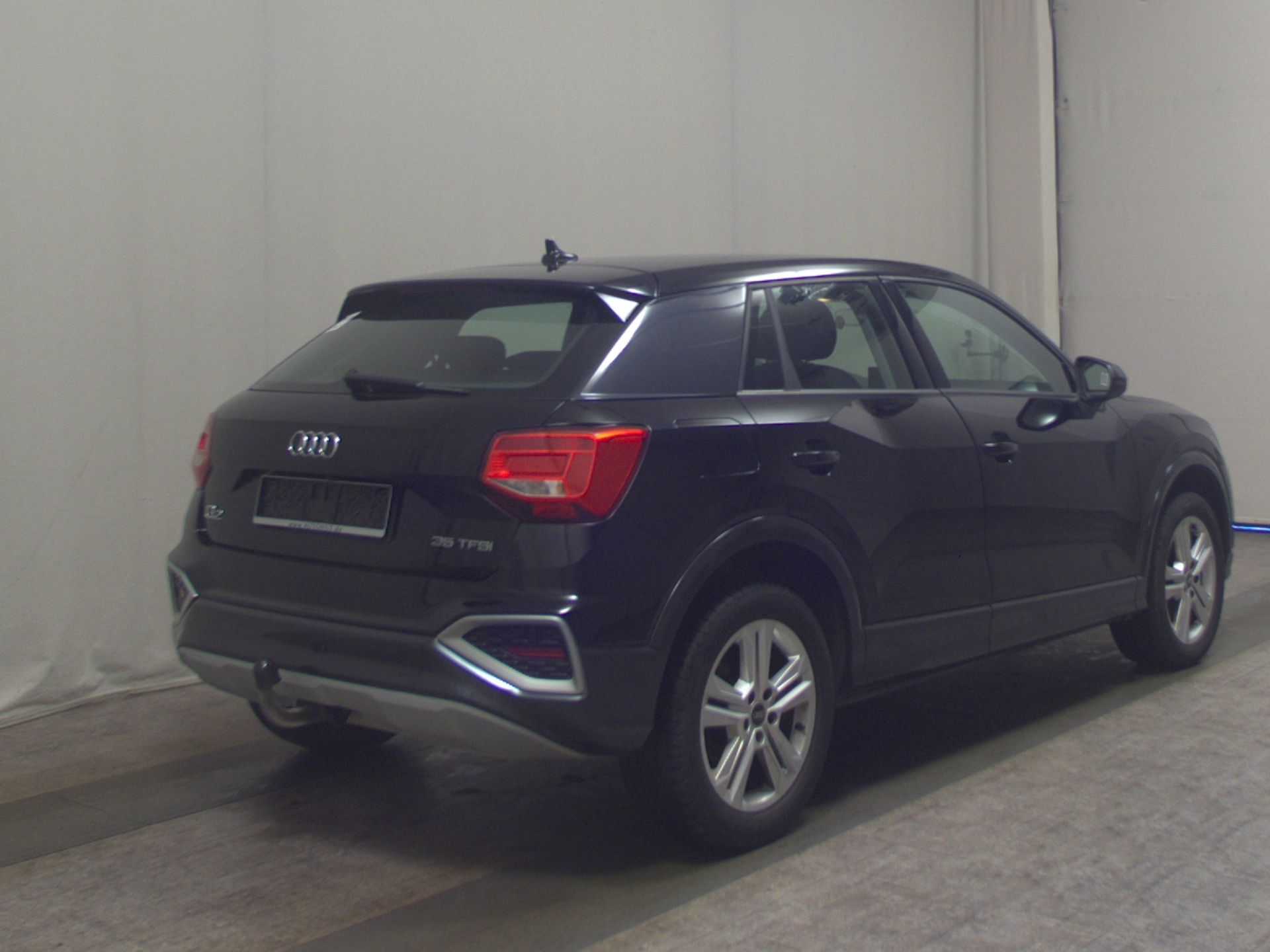 Audi Q2 35 TFSI advanced LED MMI RfK ACC DAB Shz PDC 4
