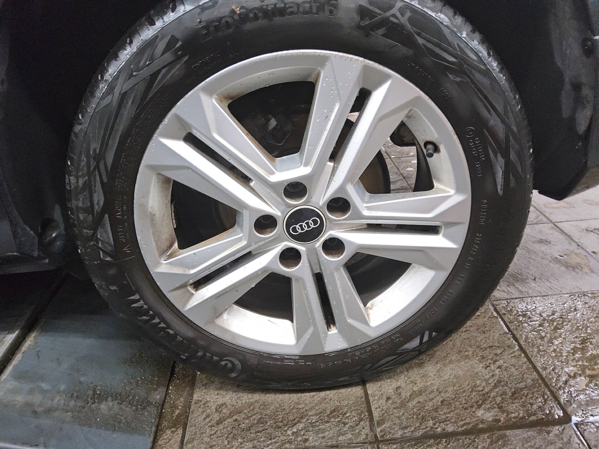 Audi Q2 35 TFSI advanced LED MMI RfK ACC DAB Shz PDC 10