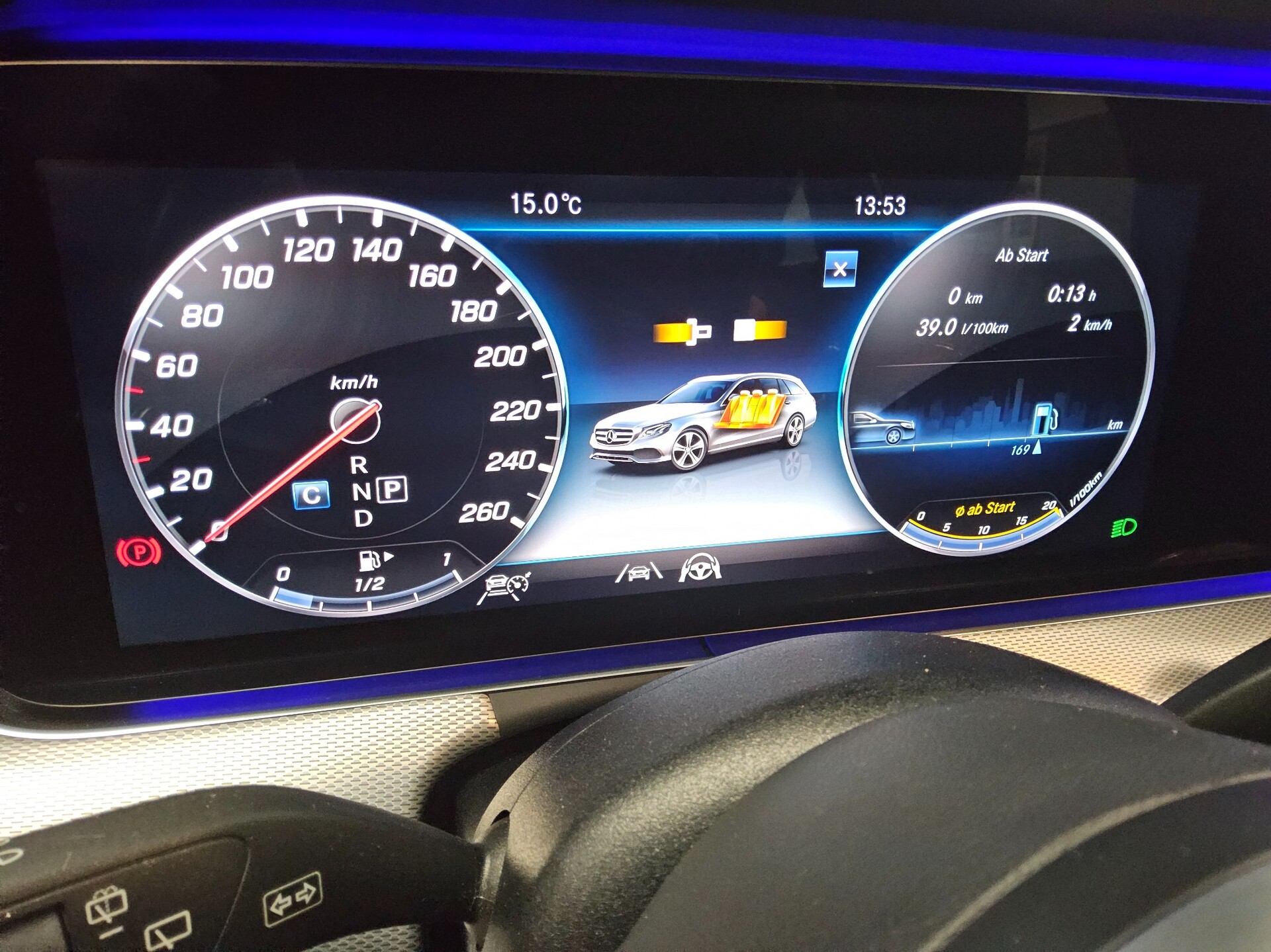 Mercedes-Benz E 220 T d AMG-Line Navi Widescreen LED RfK AHK 8