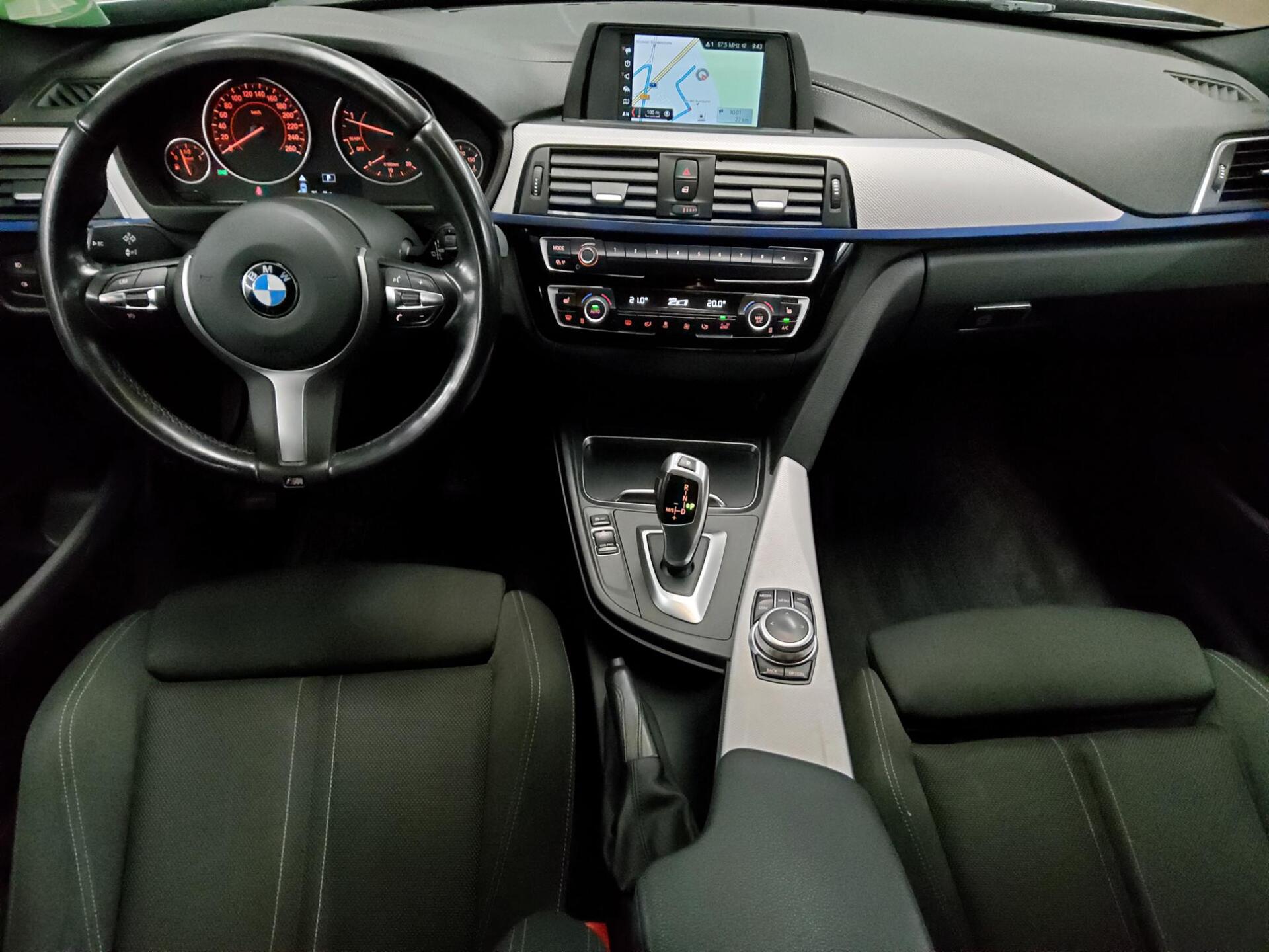 BMW 320dA Touring M-Sport Navi LED AHK PDC SHZ 5