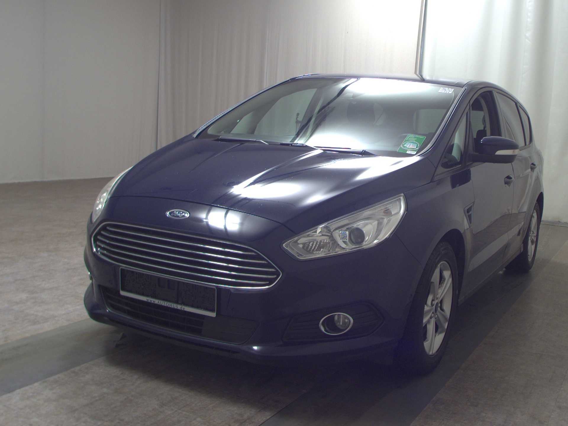 Ford S-Max 2.0 TDCi Business AHK Navi SHz PDC 2