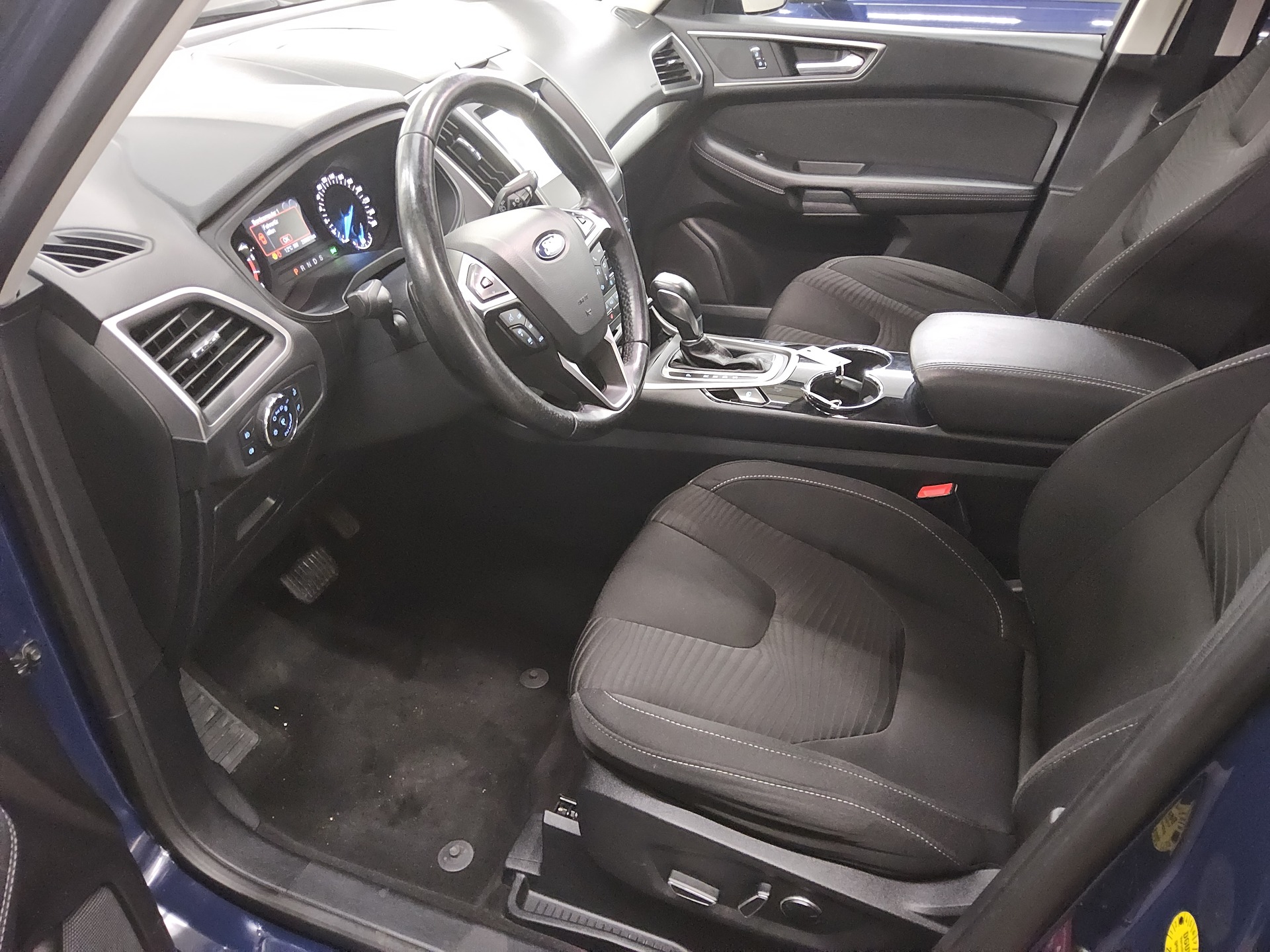 Ford S-Max 2.0 TDCi Business AHK Navi SHz PDC 8