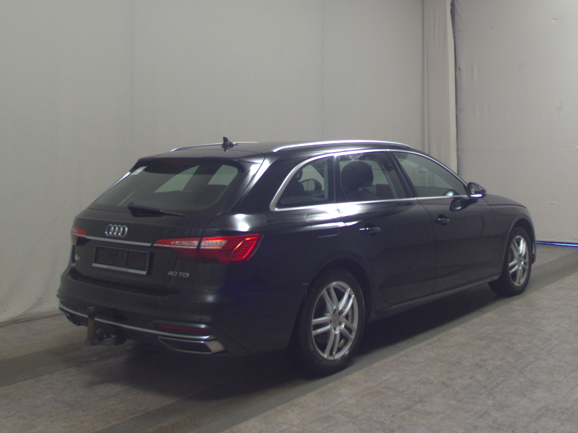 Audi A4 Avant 40 TDI advanced AHK Navi LED Sportsitze 4