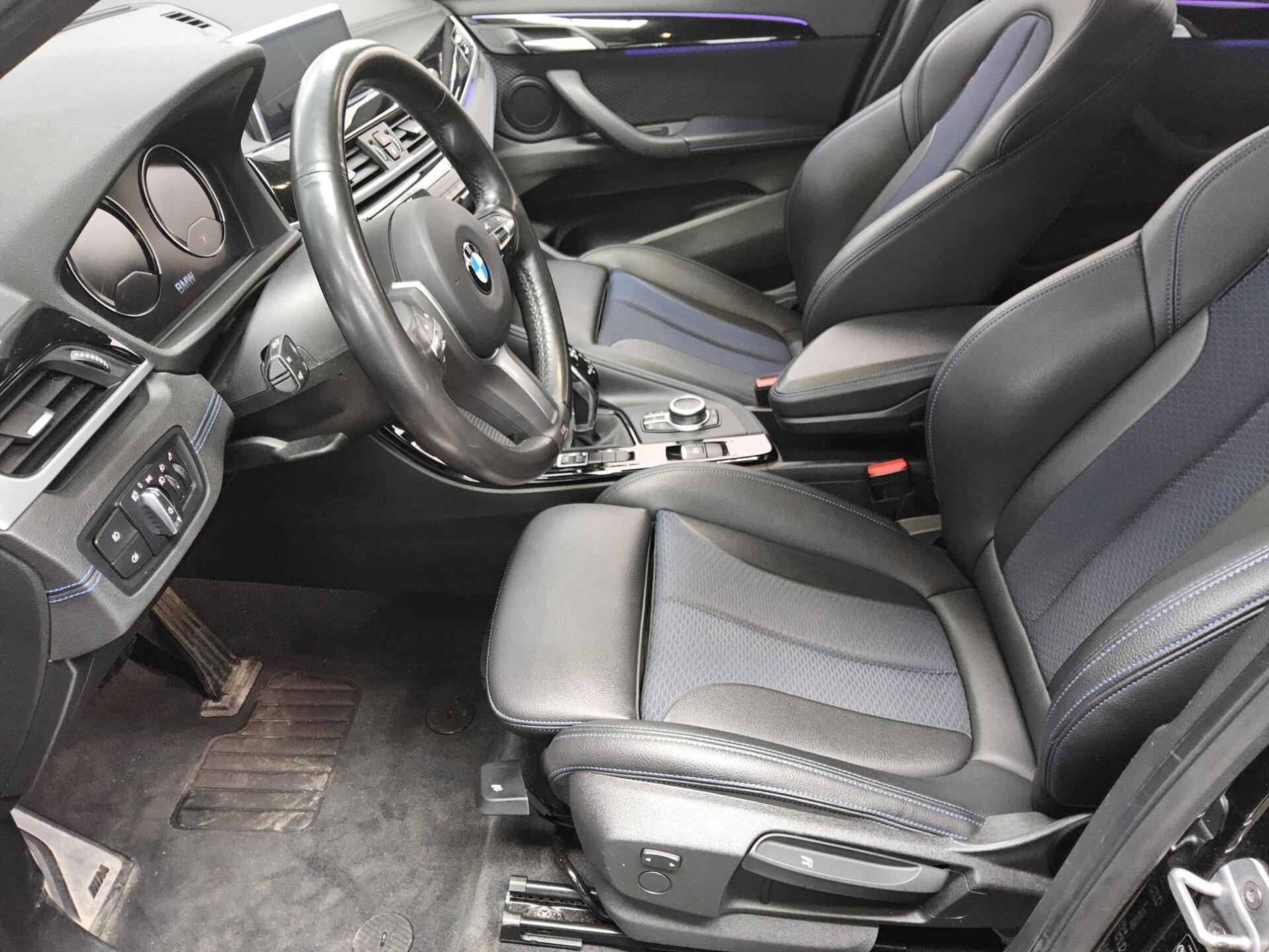 BMW X1 sDrive18d M-Sport AHK Navi LED ACC DAB 8