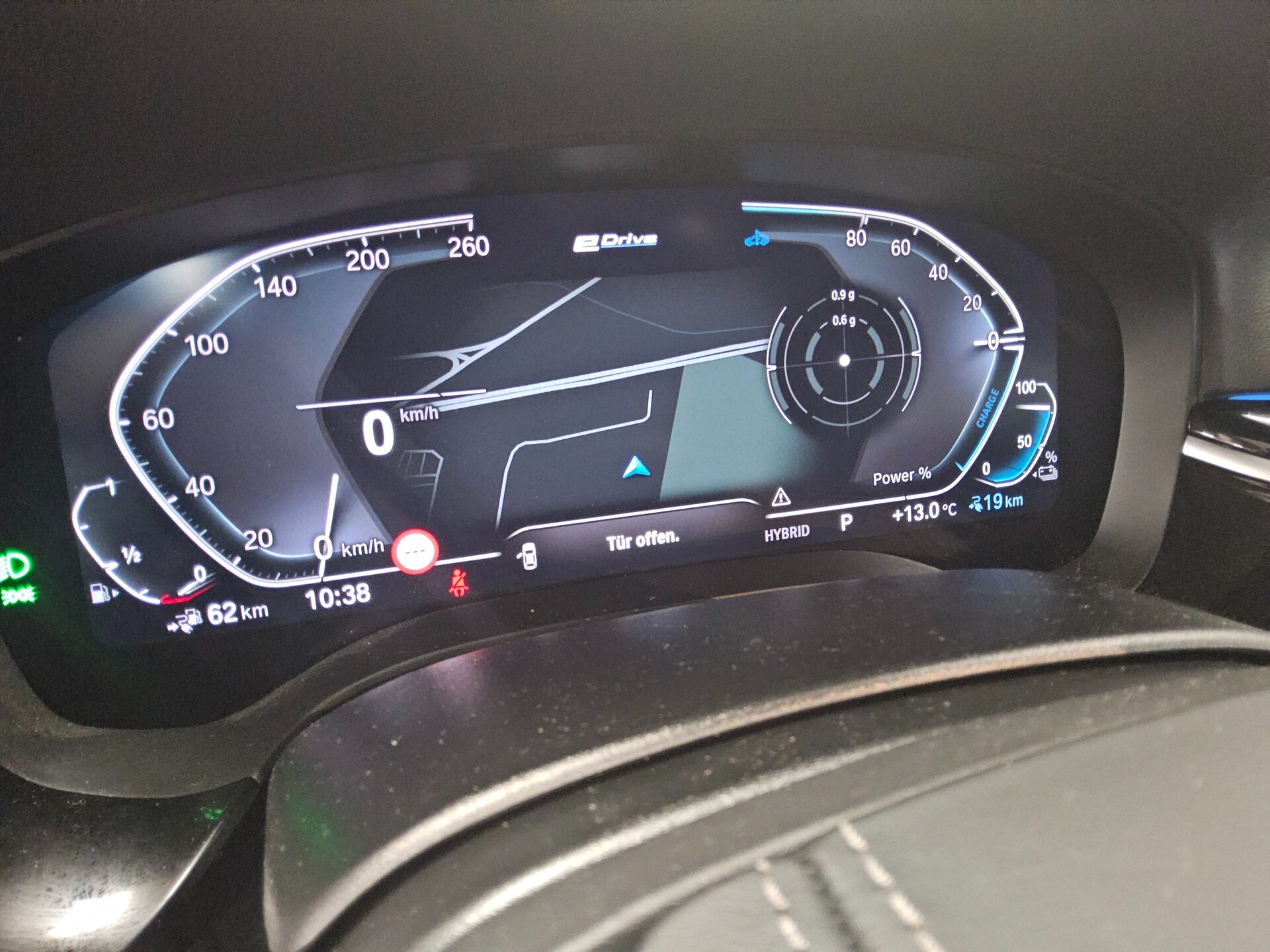 BMW 530e Touring Leder LC-Pro Navi AHK RfK ACC 10