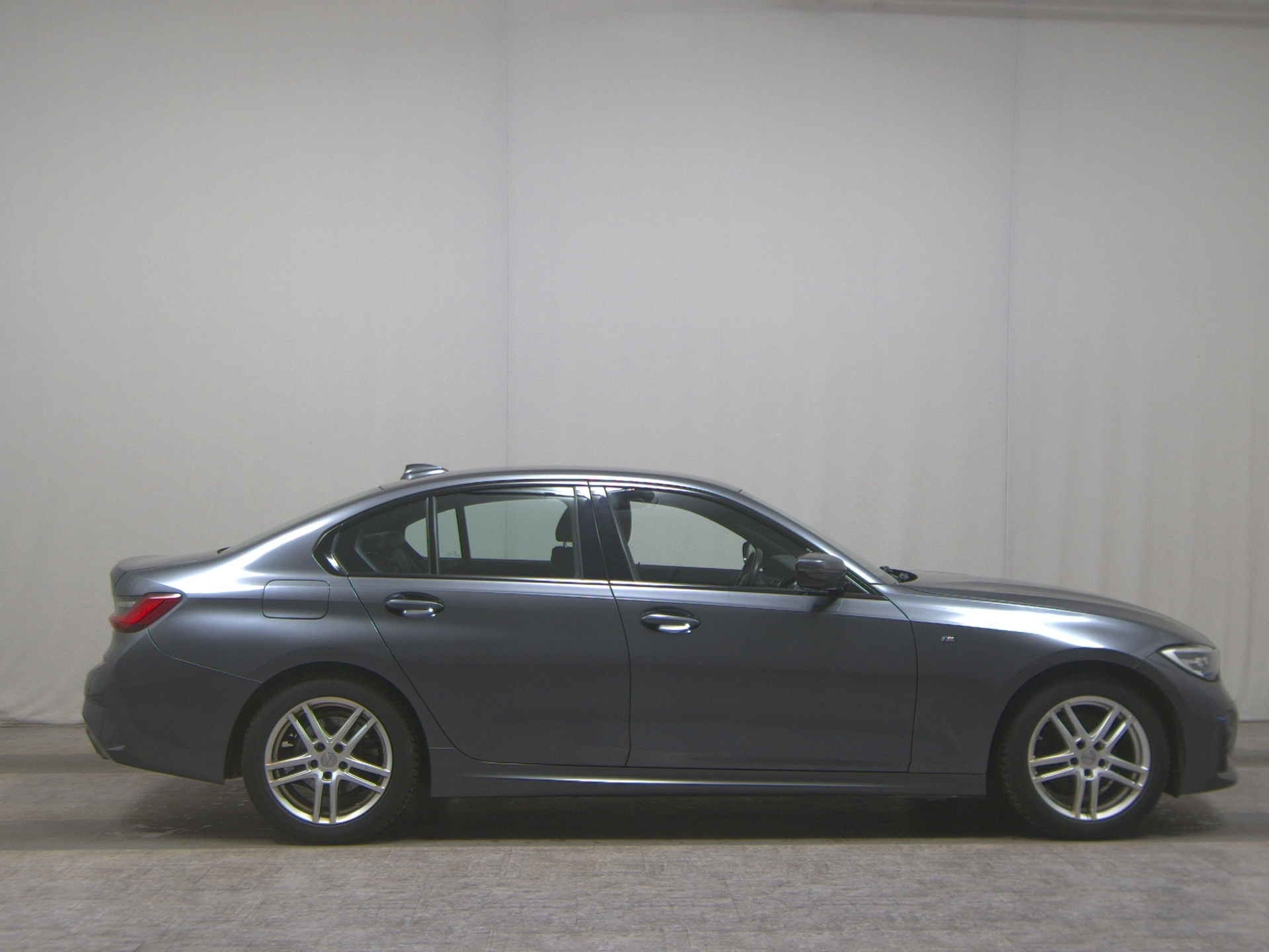 BMW 320dA M-Sport Navi LC Pro LED PDC HiFi Shz