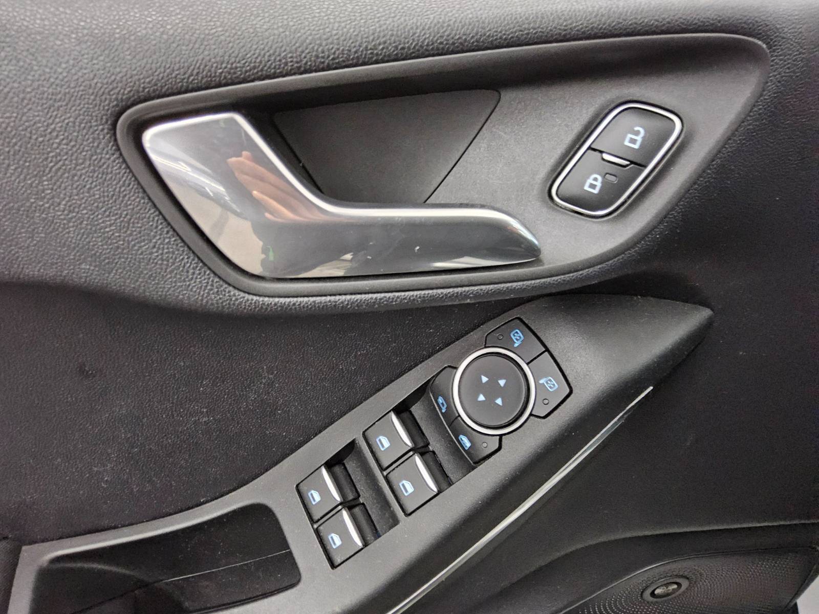 Ford Fiesta 1.0 EB Titanium X Navi LED PDC ACC RfK 9