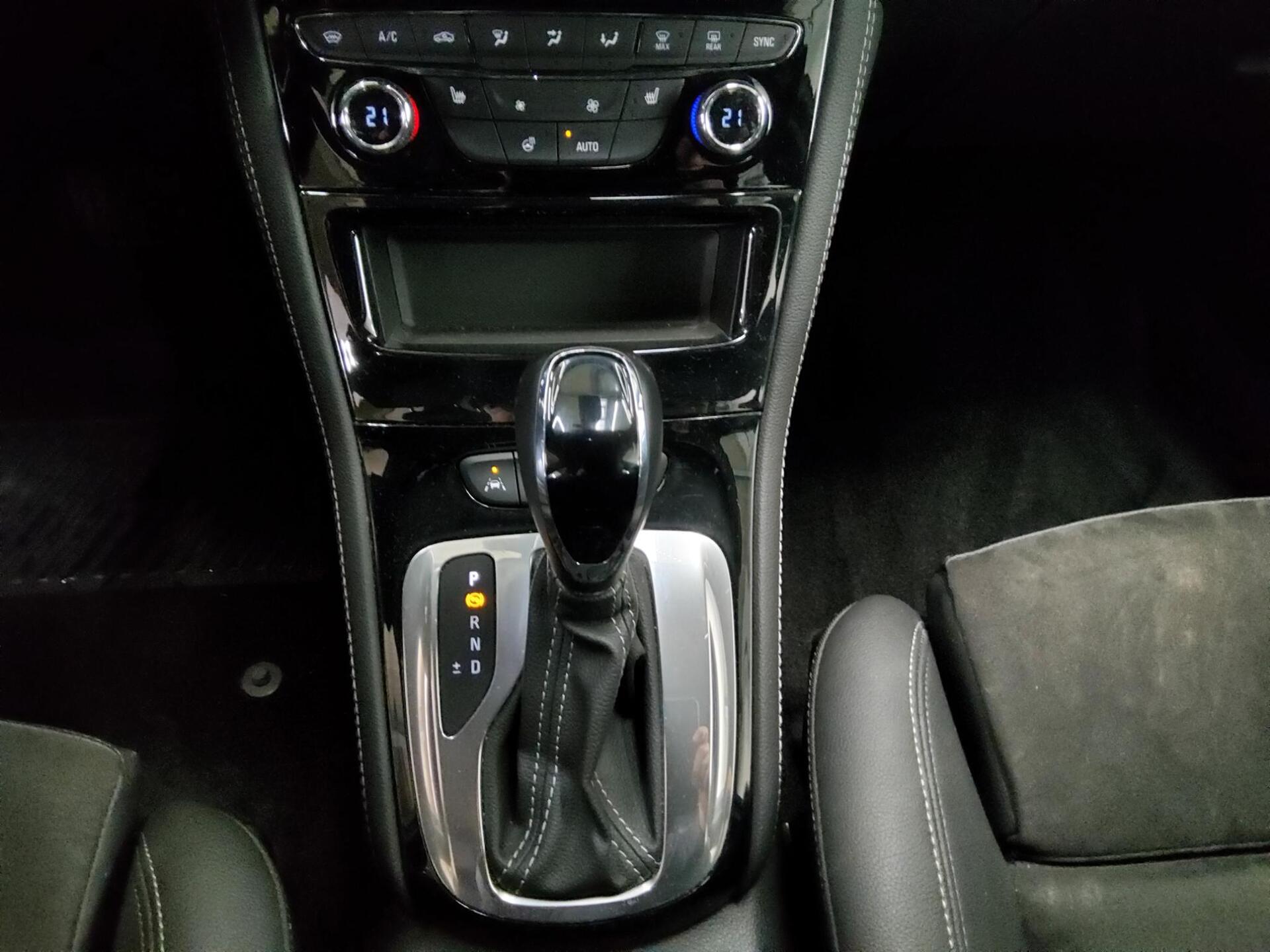 Opel Astra ST 1.5 D Navi LED Alcantara SHZ PDC 6