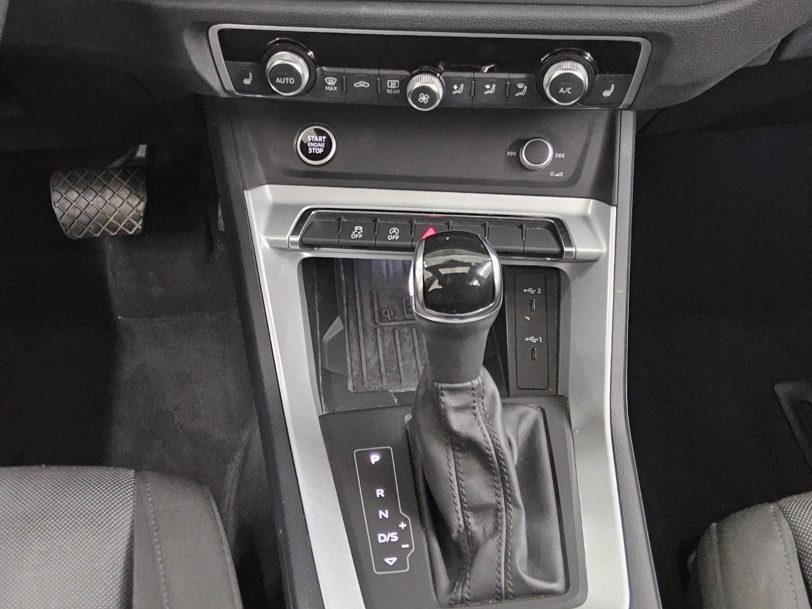 Audi Q3 35 TDI Navi LED Panorama StandHzg AHK PDC SHZ 6