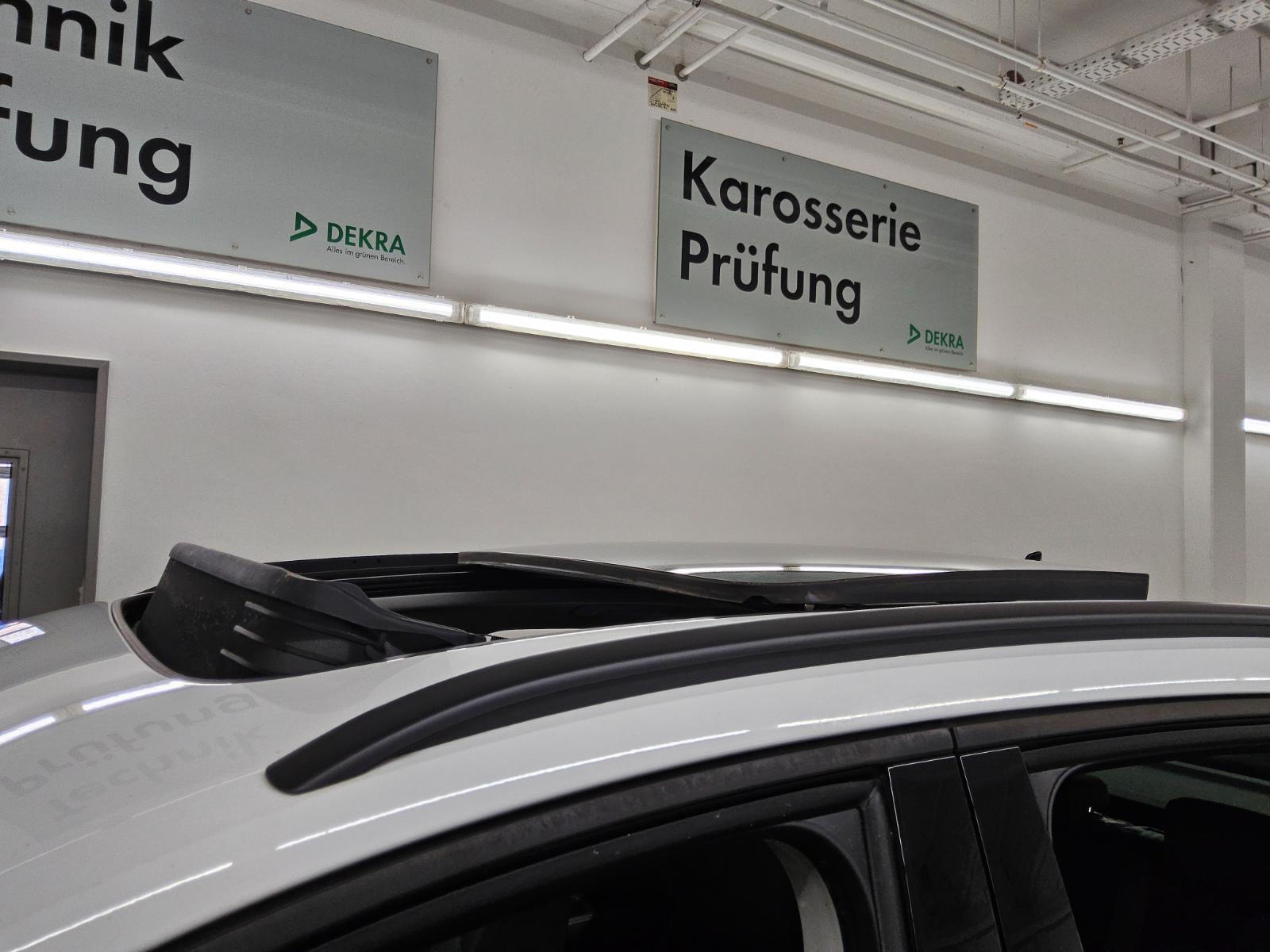 Audi Q3 35 TDI Navi LED Panorama StandHzg AHK PDC SHZ 11