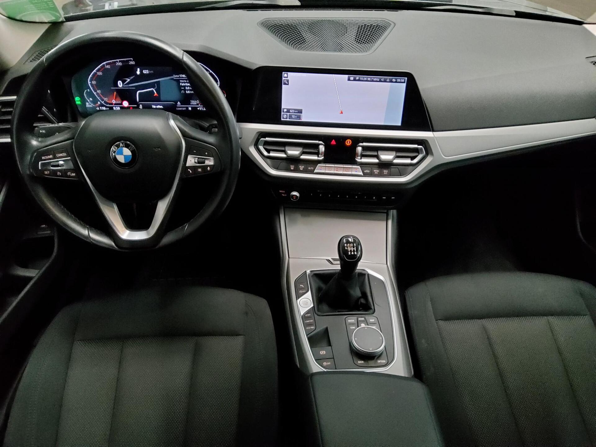 BMW 318d Touring Advantage Navi LED LC Prof. HiFi 5