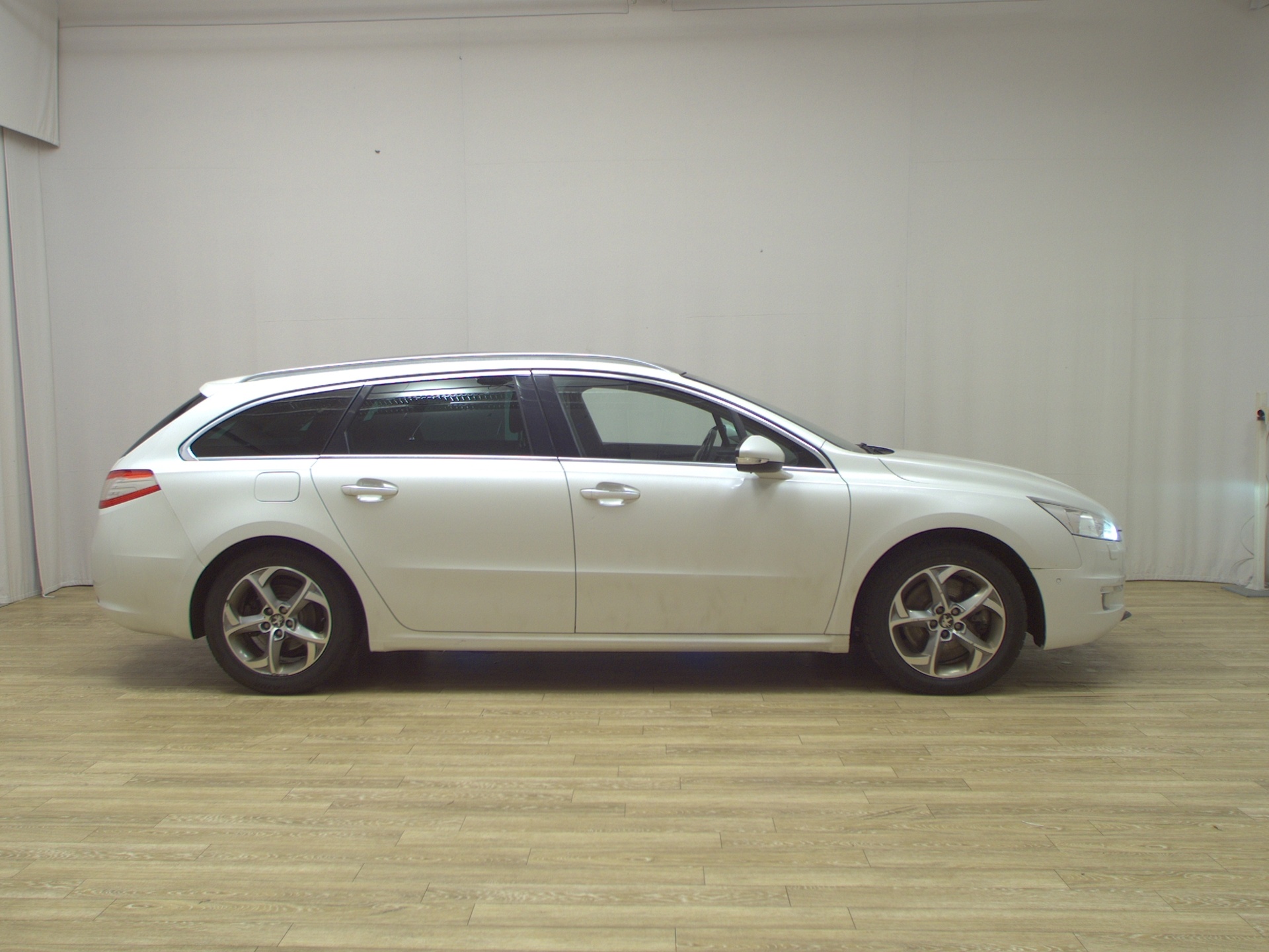 Peugeot 508 SW 2.2 HDi GT-Line AHK Leder SHZ