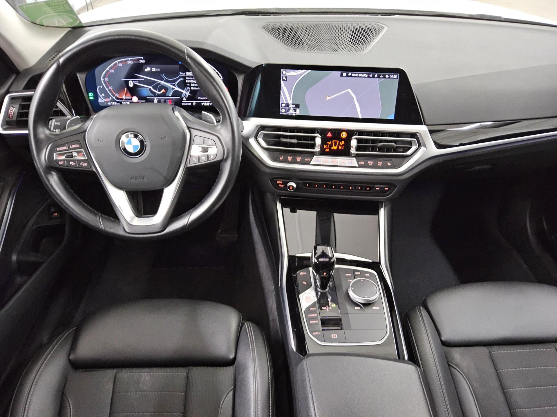 BMW 320dA Touring Sport-Line Navi LED Pano LC-Pro 5