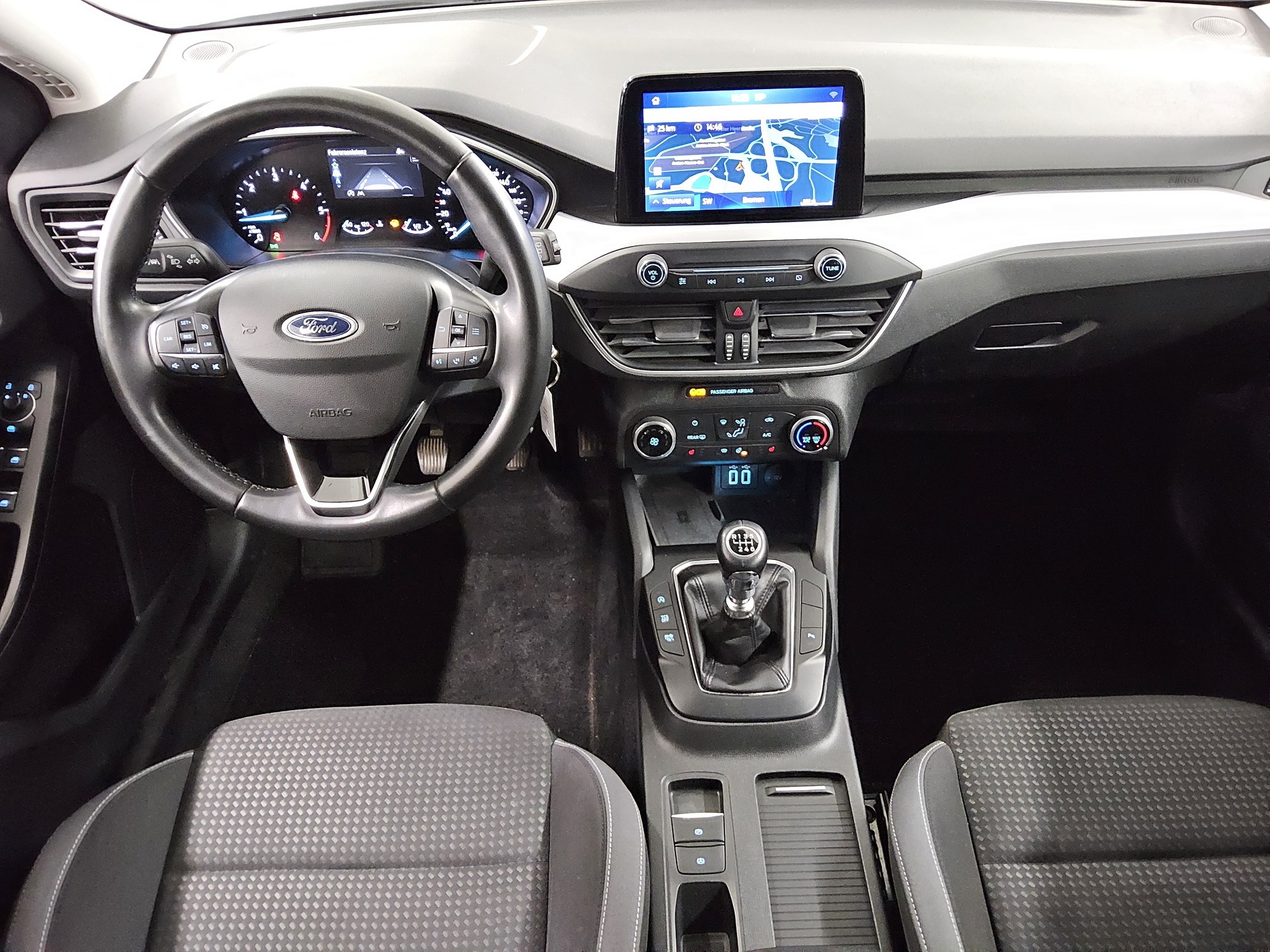 Ford Focus Turnier 1.5 EB Cool&Connect Navi LED 5