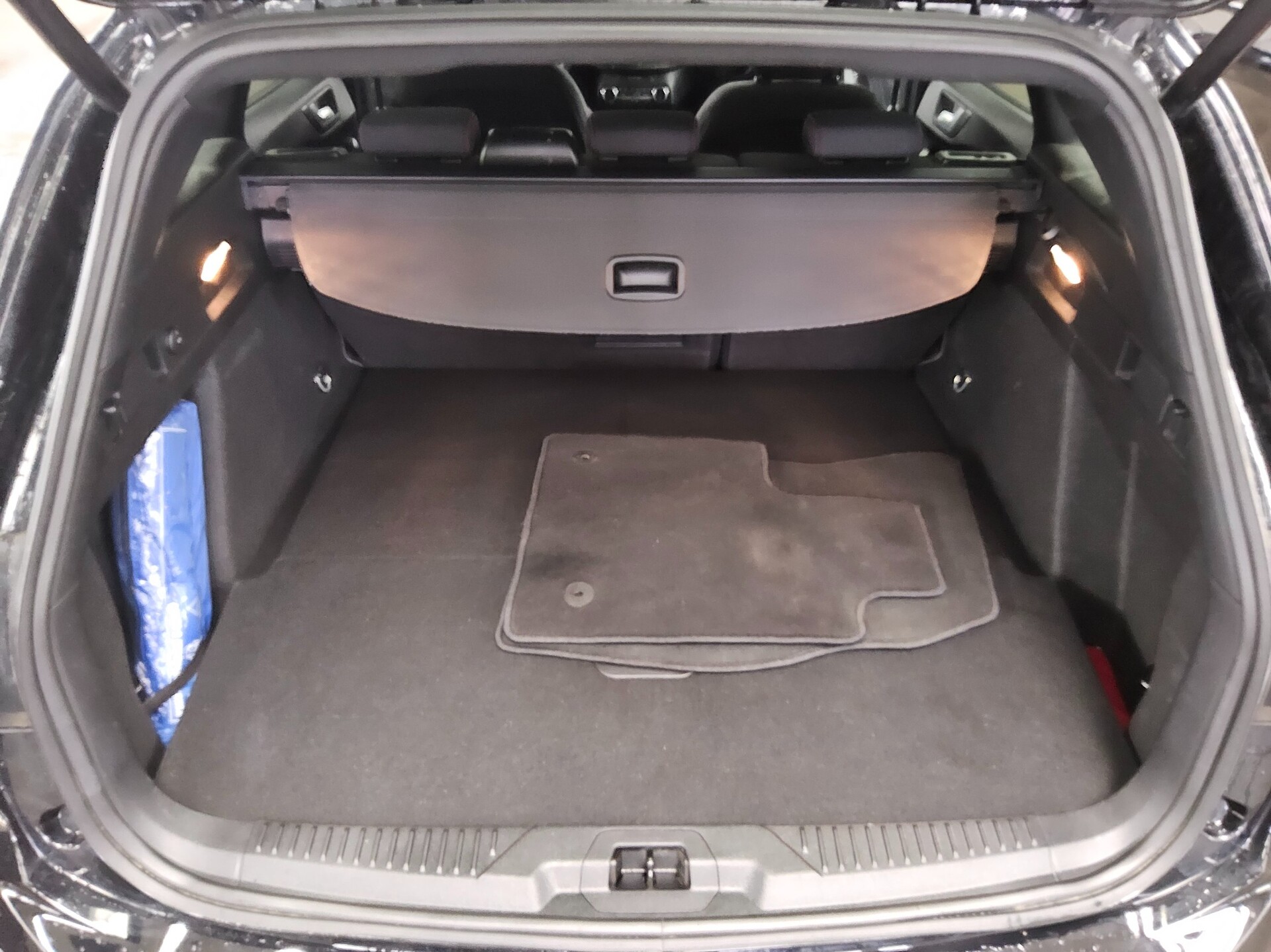 Ford Focus Turnier 1.0 EB ST-Line ACC LED Navi RfK 12