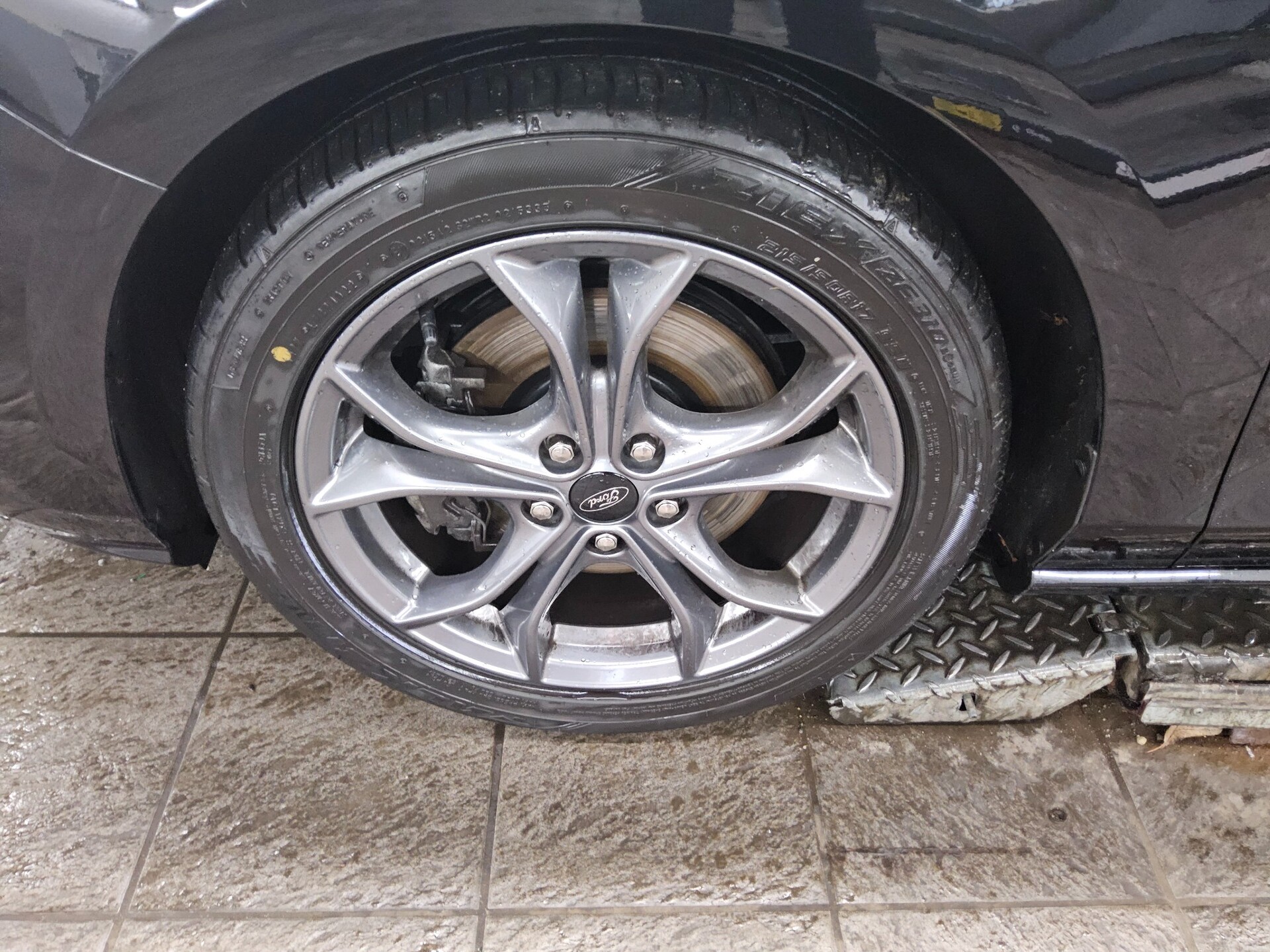 Ford Focus Turnier 1.0 EB ST-Line ACC LED Navi RfK 10