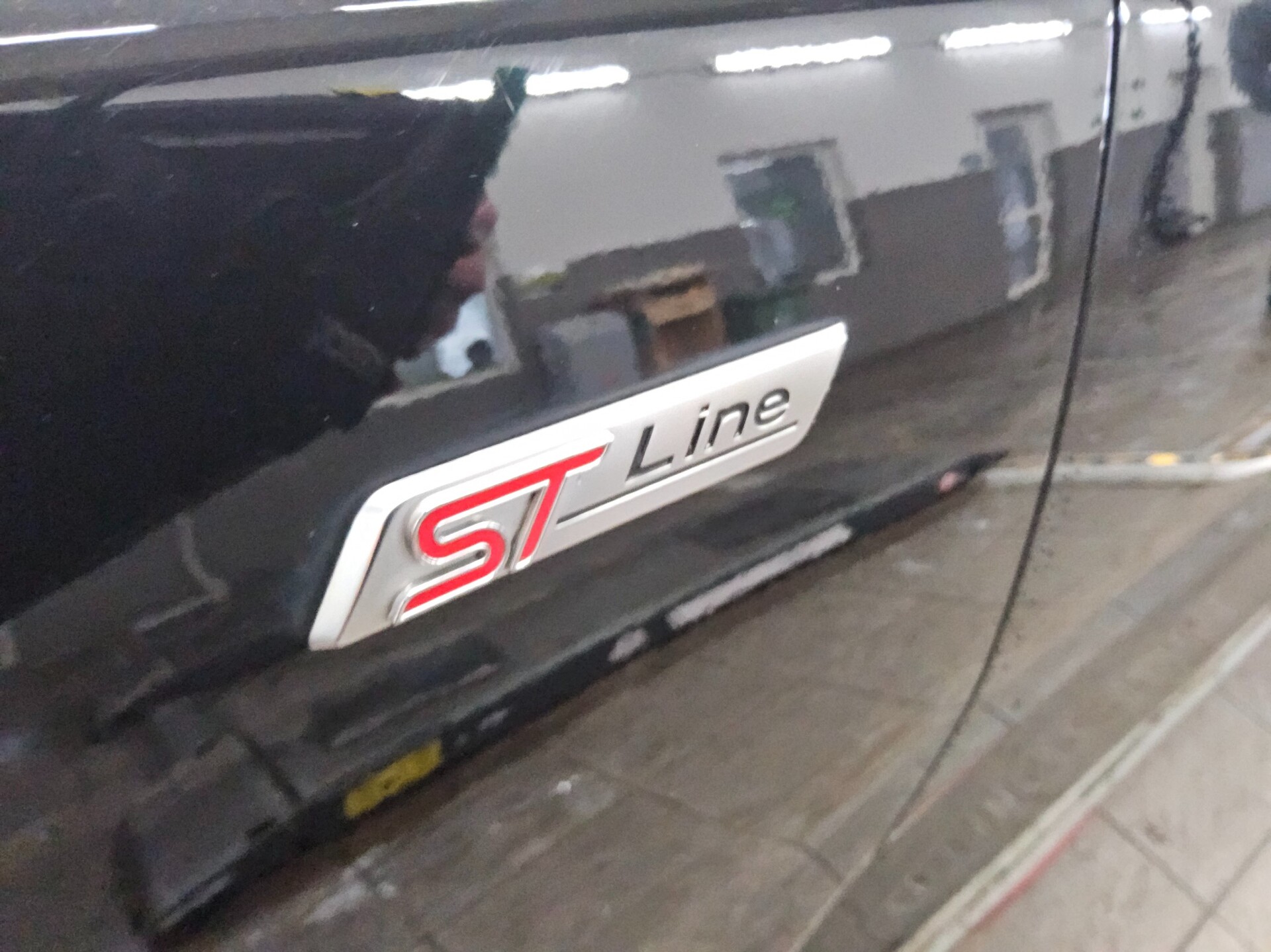 Ford Focus Turnier 1.0 EB ST-Line ACC LED Navi RfK 11