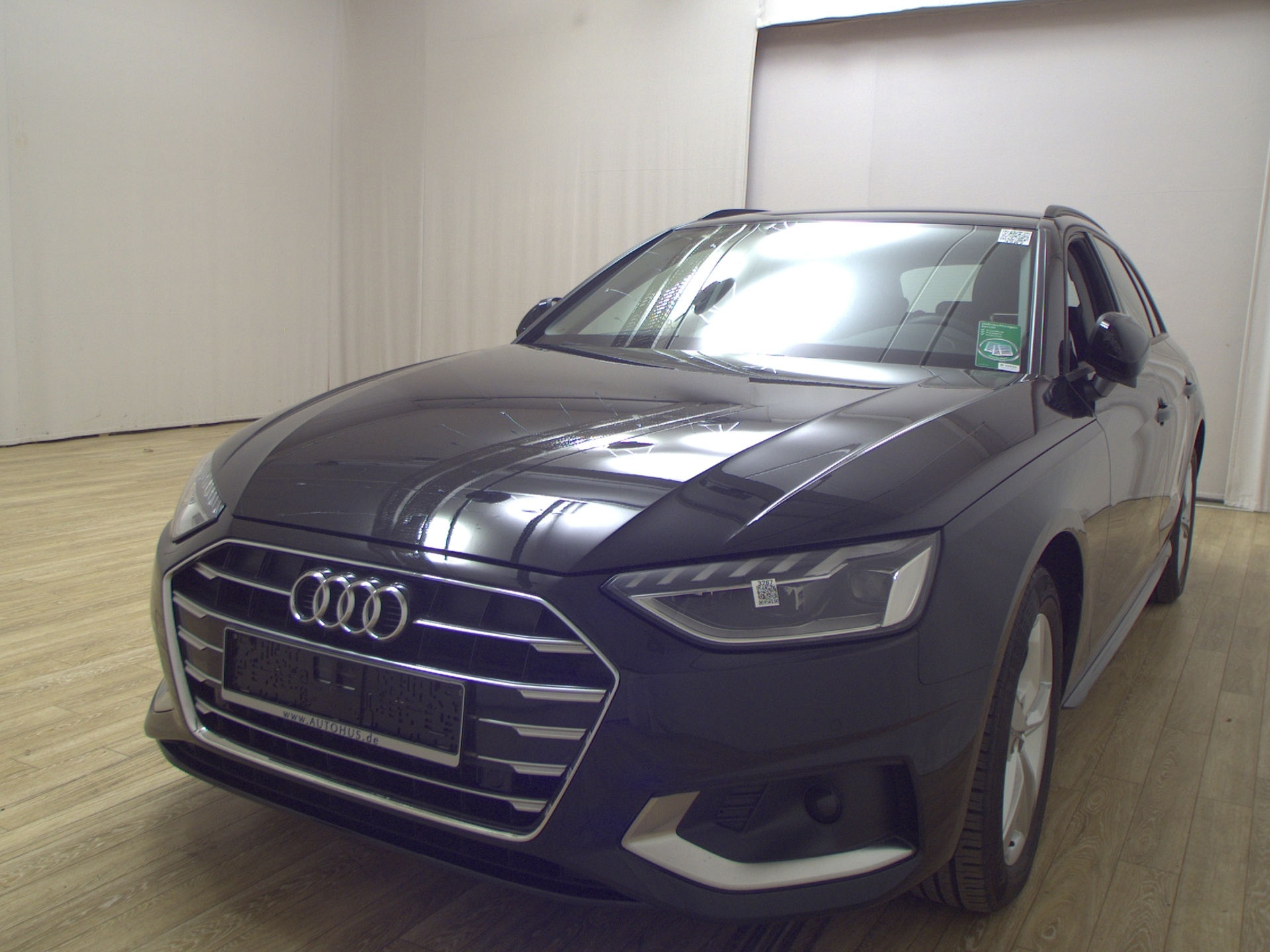 Audi A4 Avant 30 TDI advanced Navi+ LED PDC AHK 2