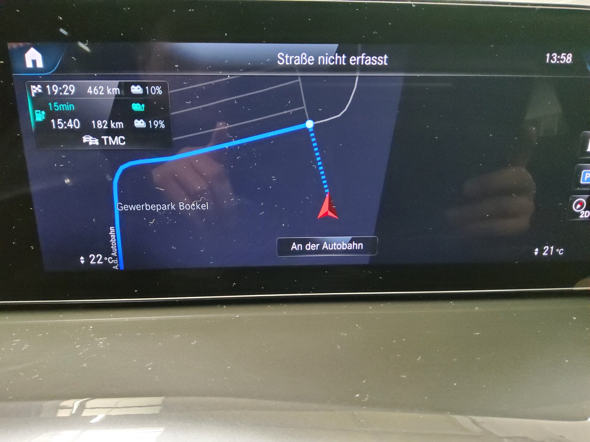 Mercedes-Benz EQC 400 4M Leder Navi LED Sound RfK Ambiente 7