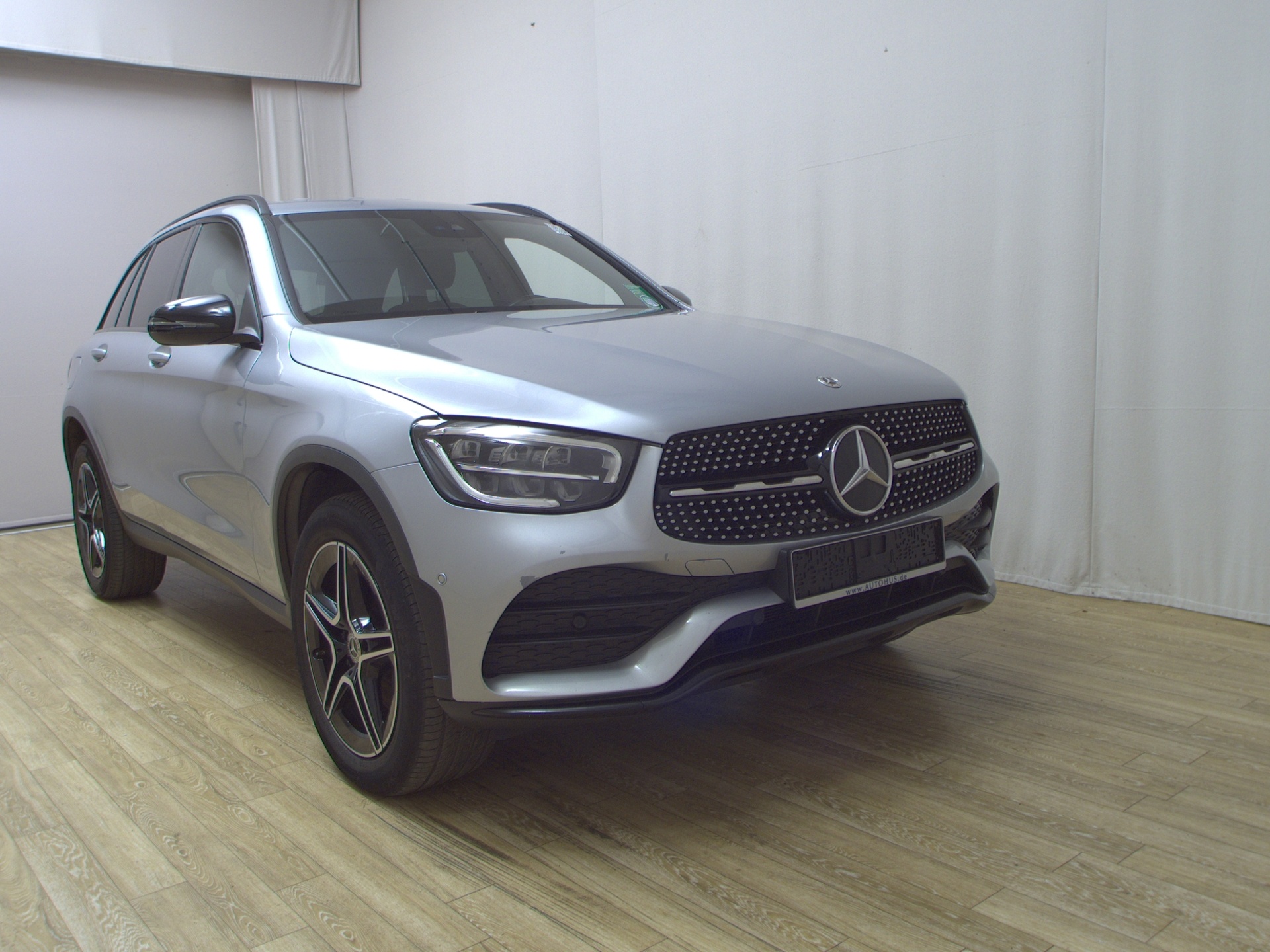 Mercedes-Benz GLC 300 de 4M AMG-Line Night Navi LED Distr.+ 3