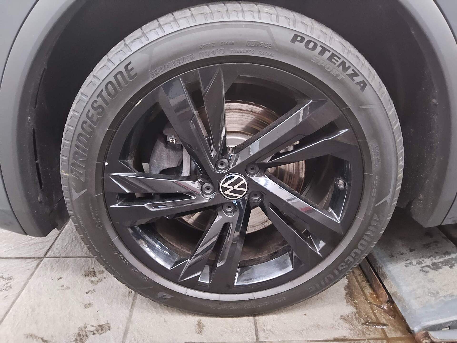 Volkswagen Tiguan 1.4 TSI eHybrid R-Line Black Pano Matrix 11