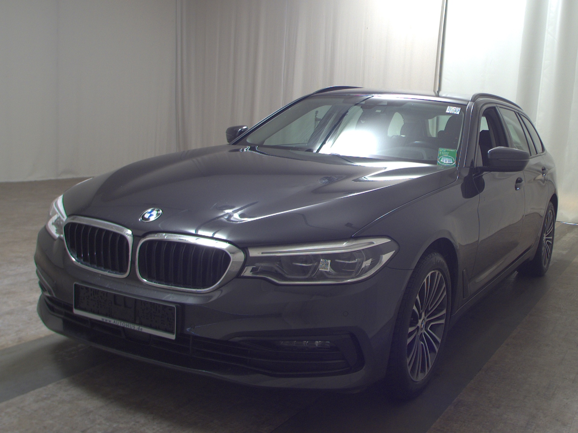 BMW 540d Touring xDr Sport-Line Navi LED LC Pro HuD 2